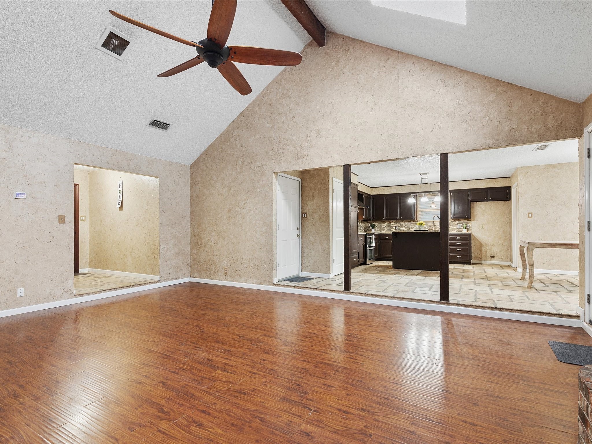 312 Rim Rock Drive