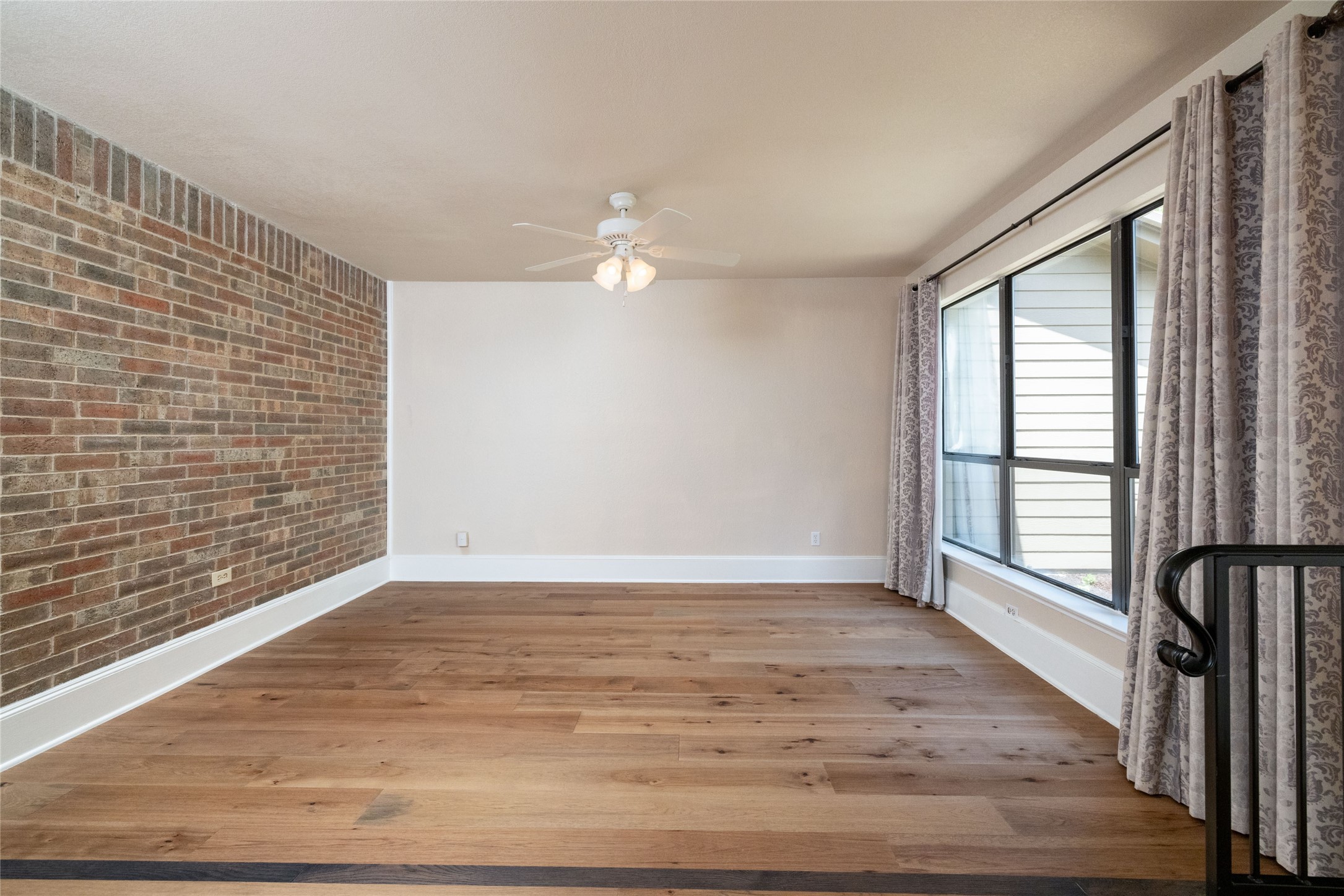 2804 Edgewood Lane