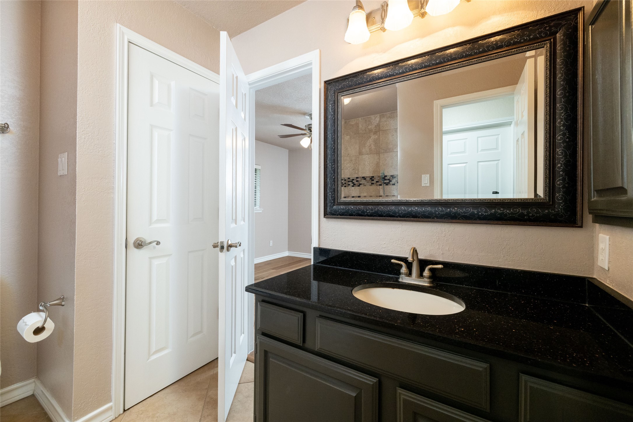 2804 Edgewood Lane