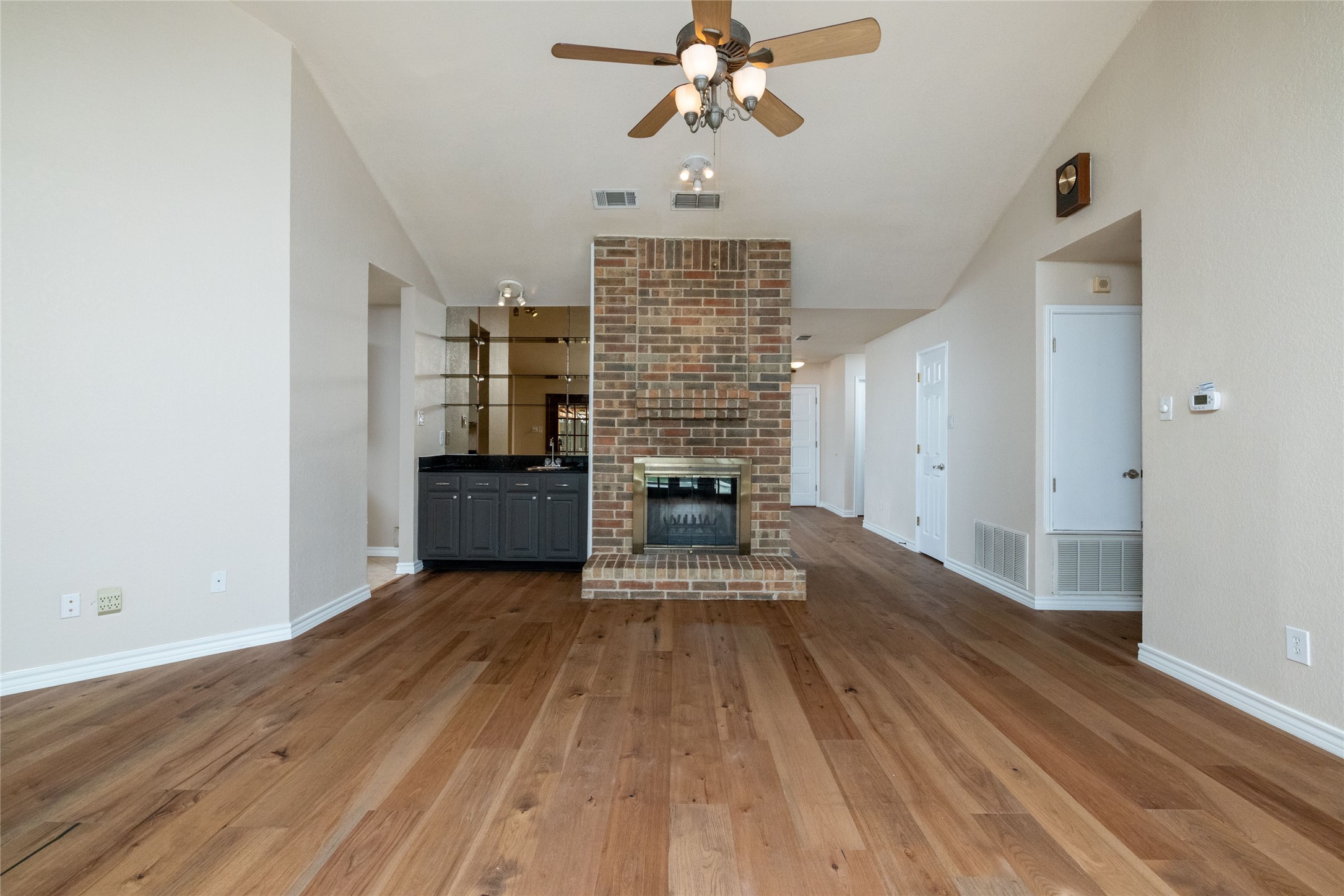 2804 Edgewood Lane