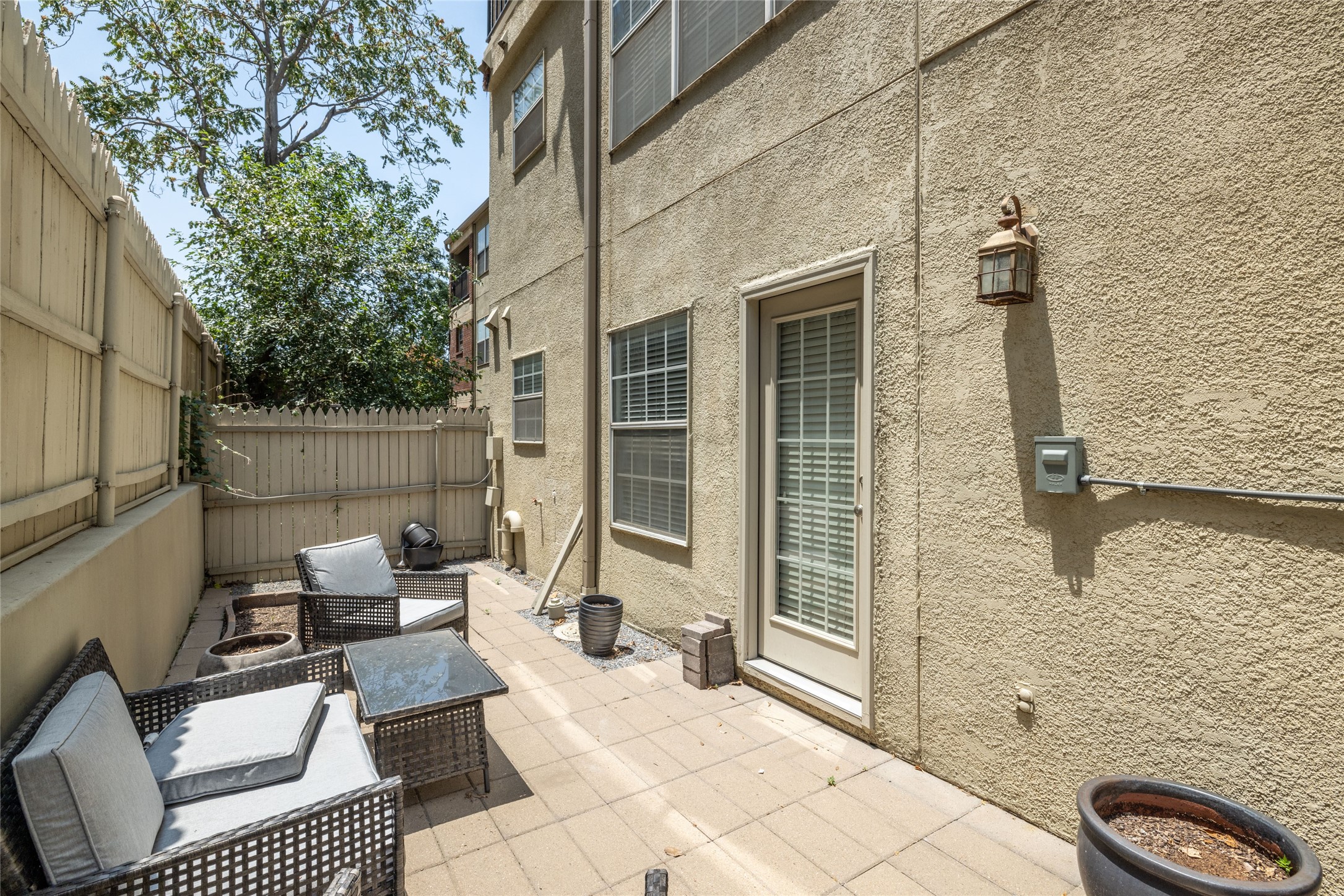 3100 Cole Avenue #112