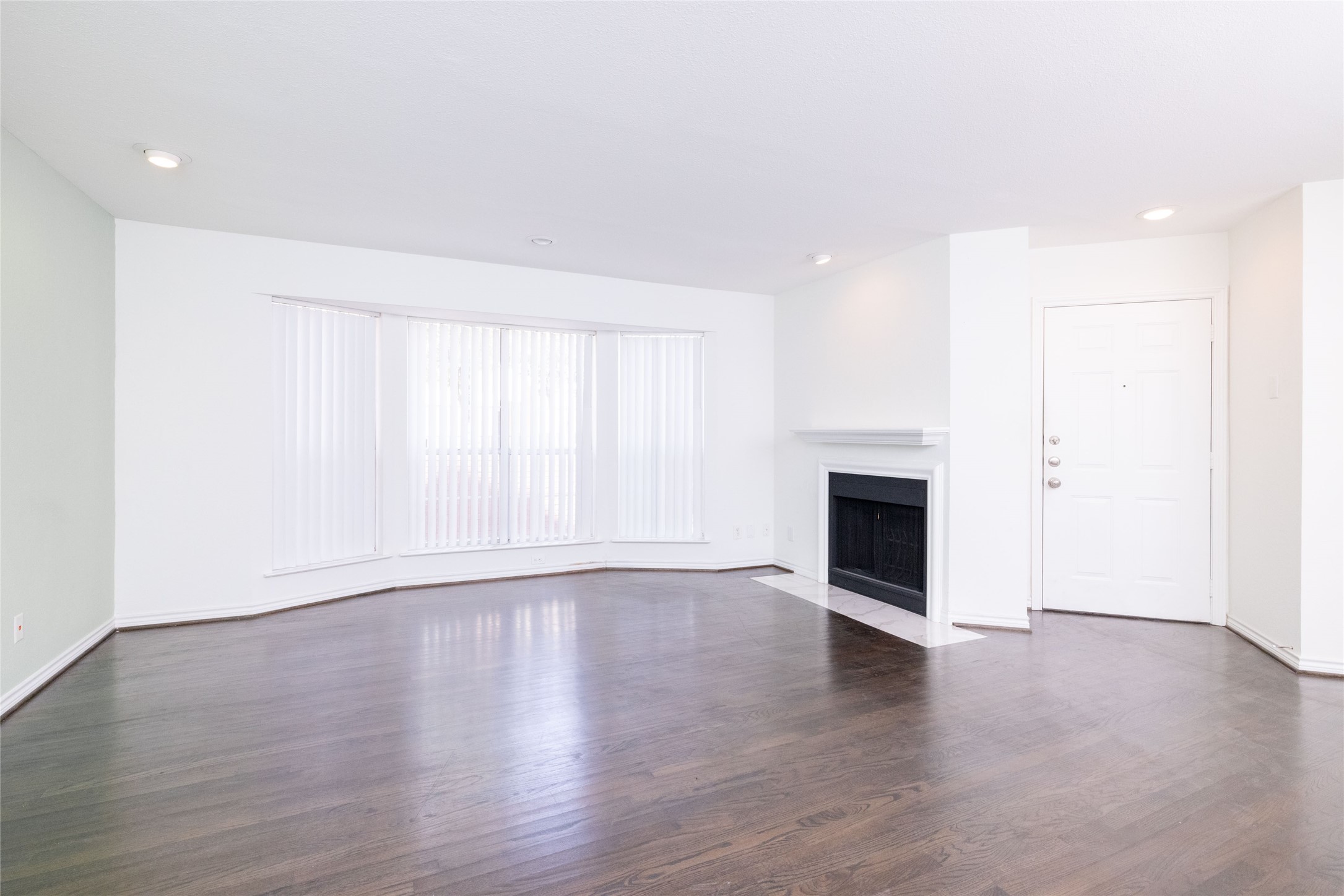 3100 Cole Avenue #112