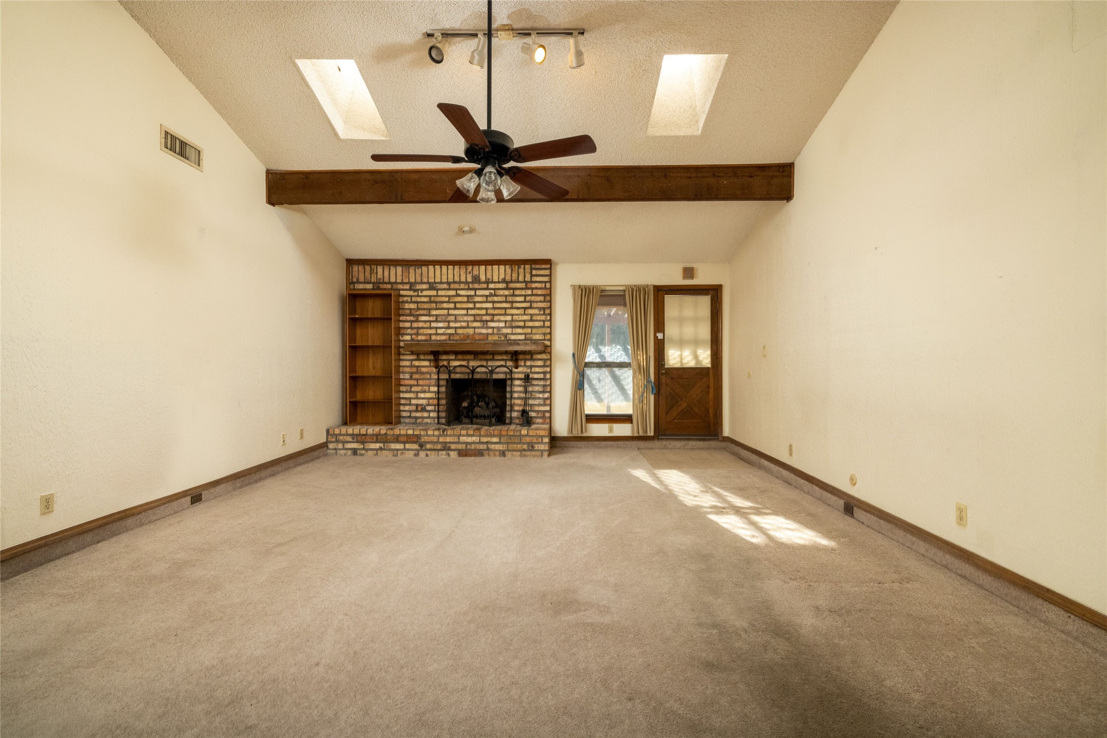 1624 Westridge Drive