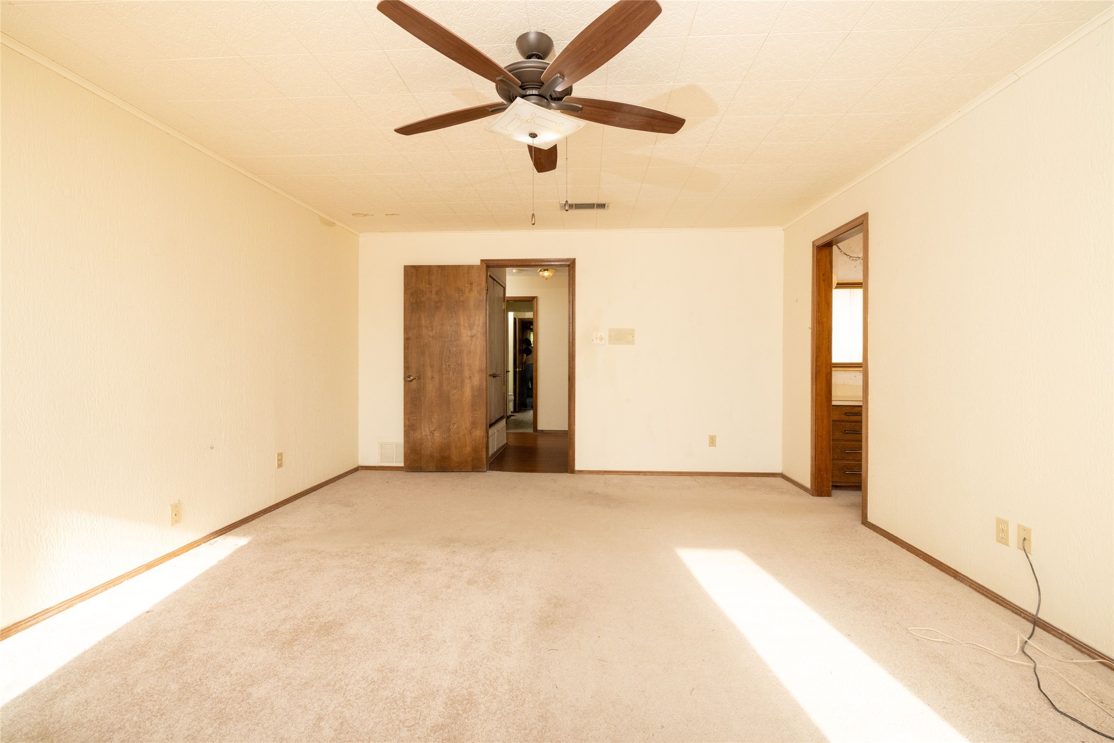 1624 Westridge Drive
