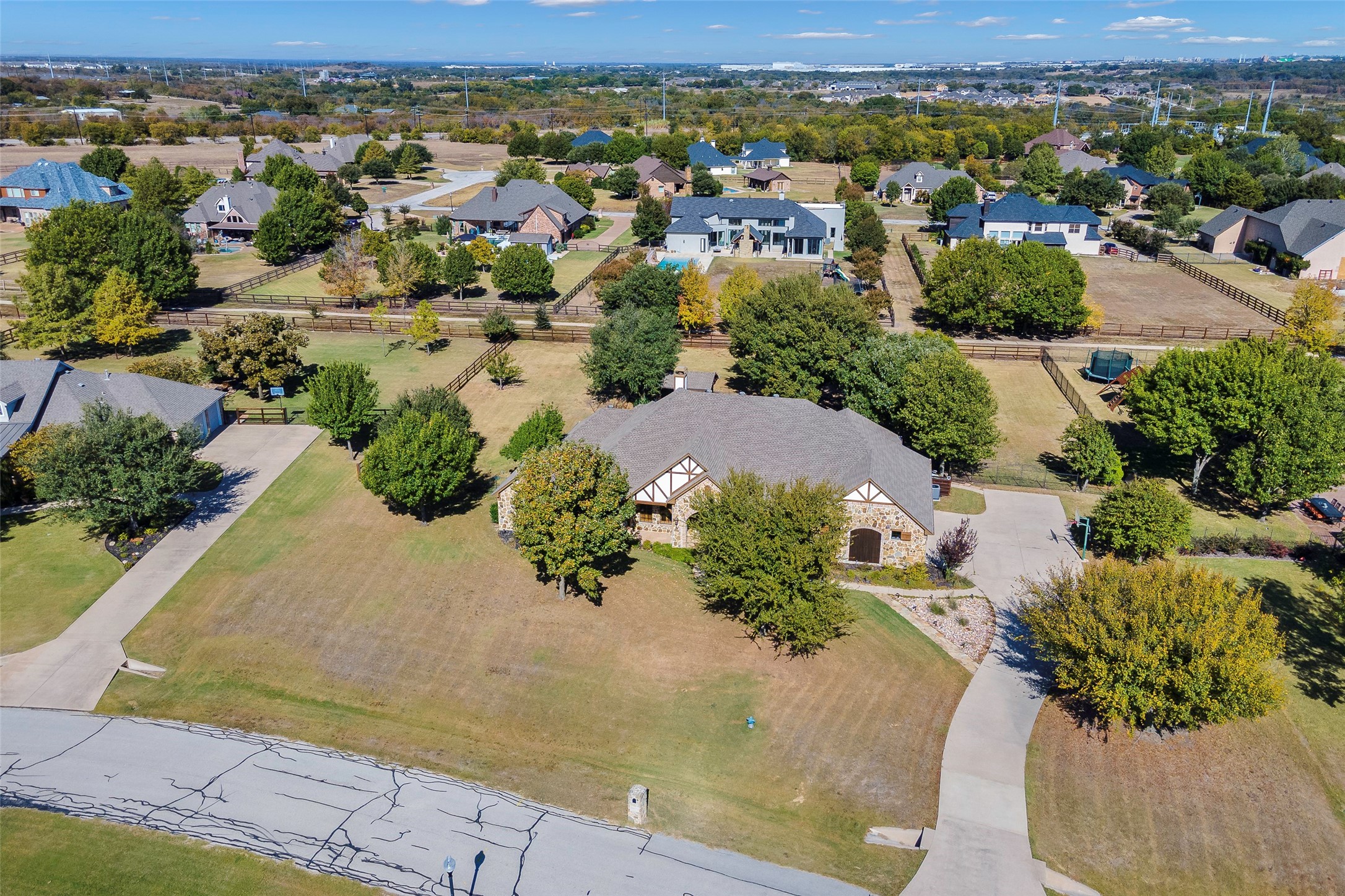 2400 Cavendish Lane