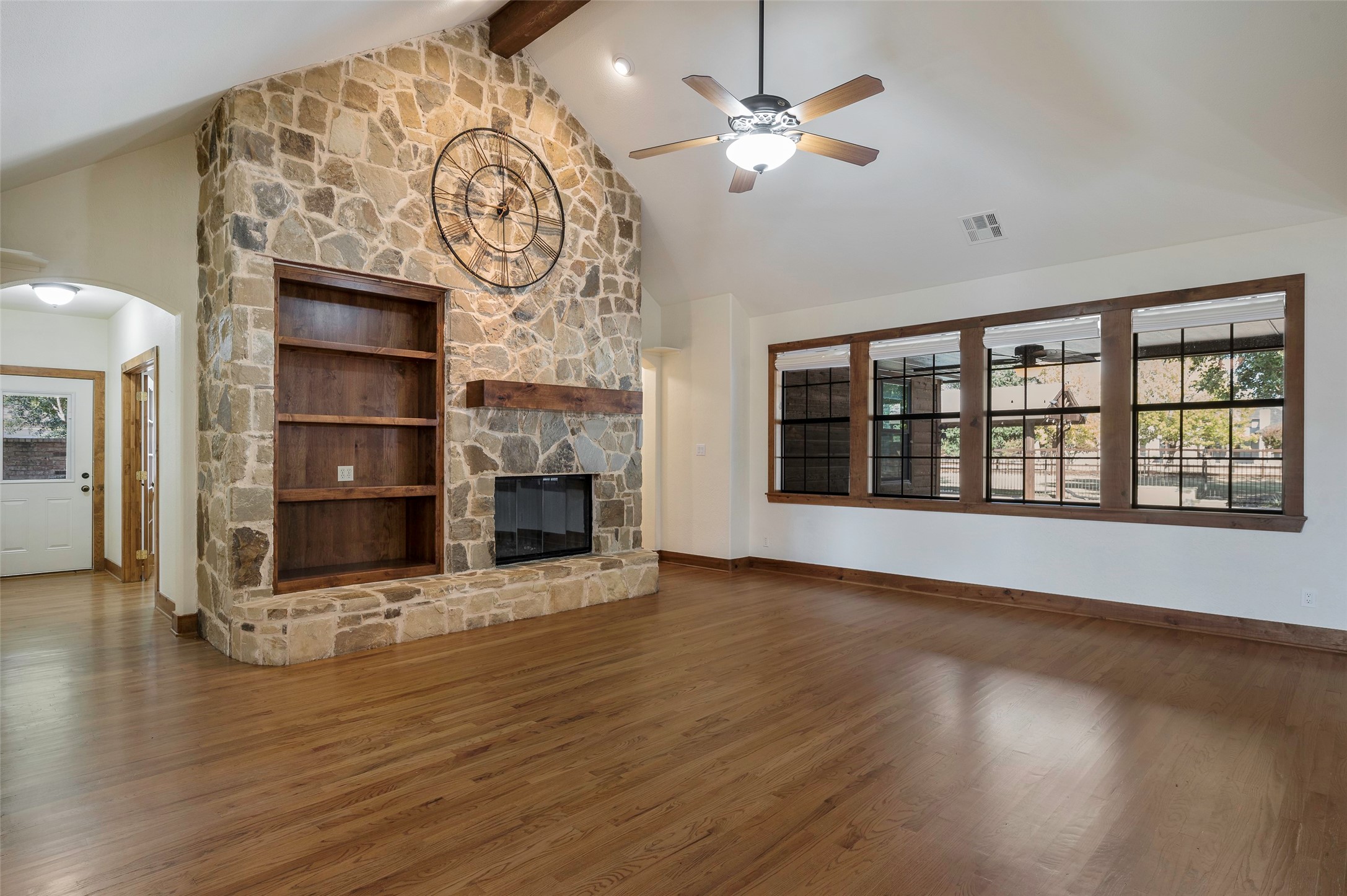2400 Cavendish Lane