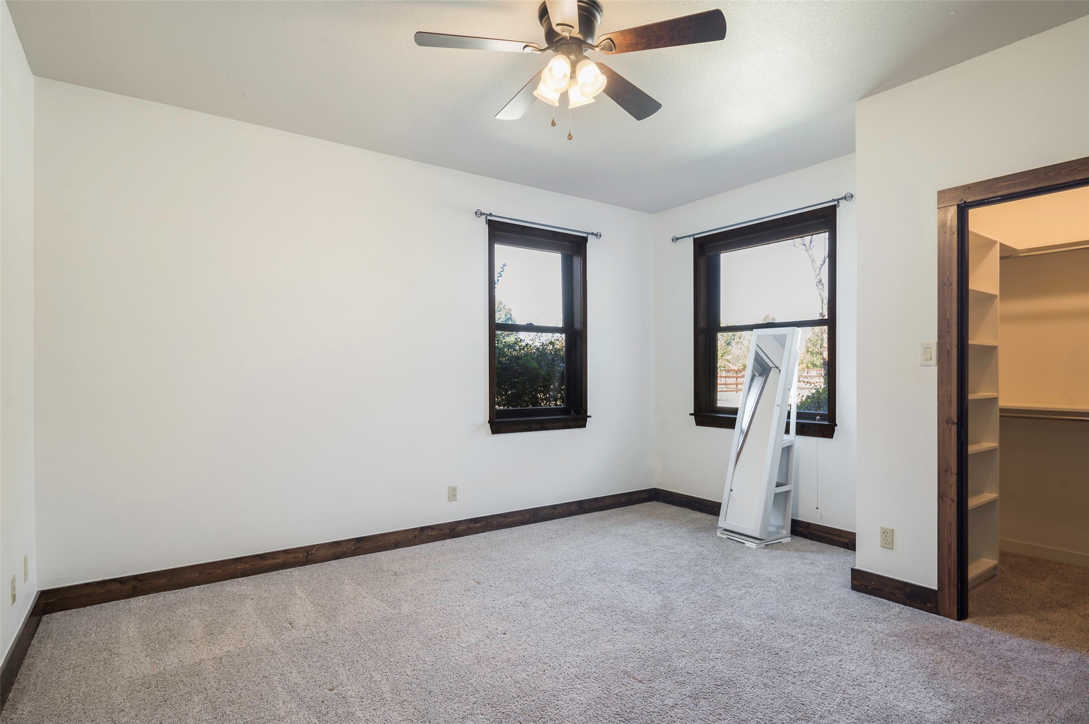 2400 Cavendish Lane