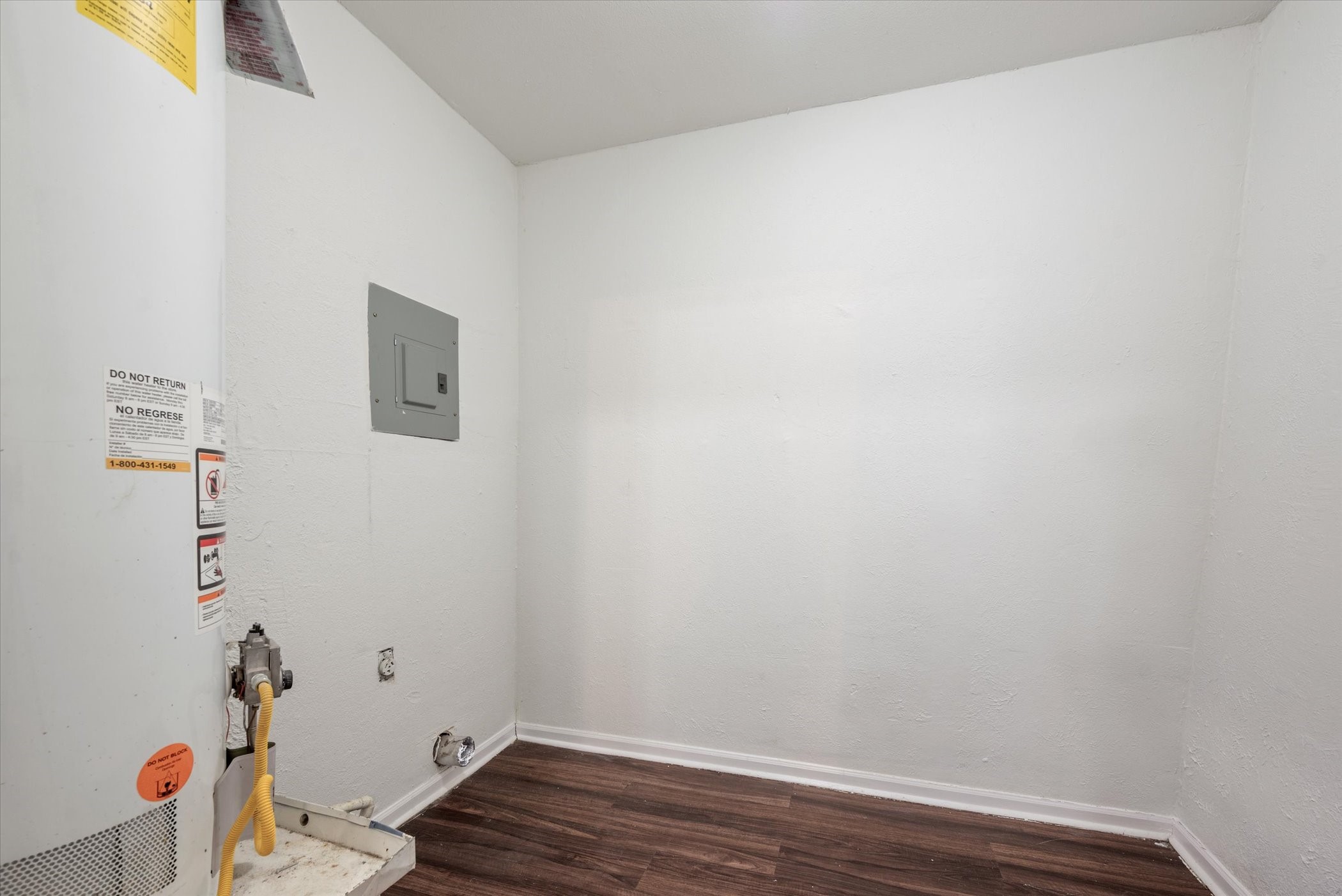 5945 Jackie Terrace