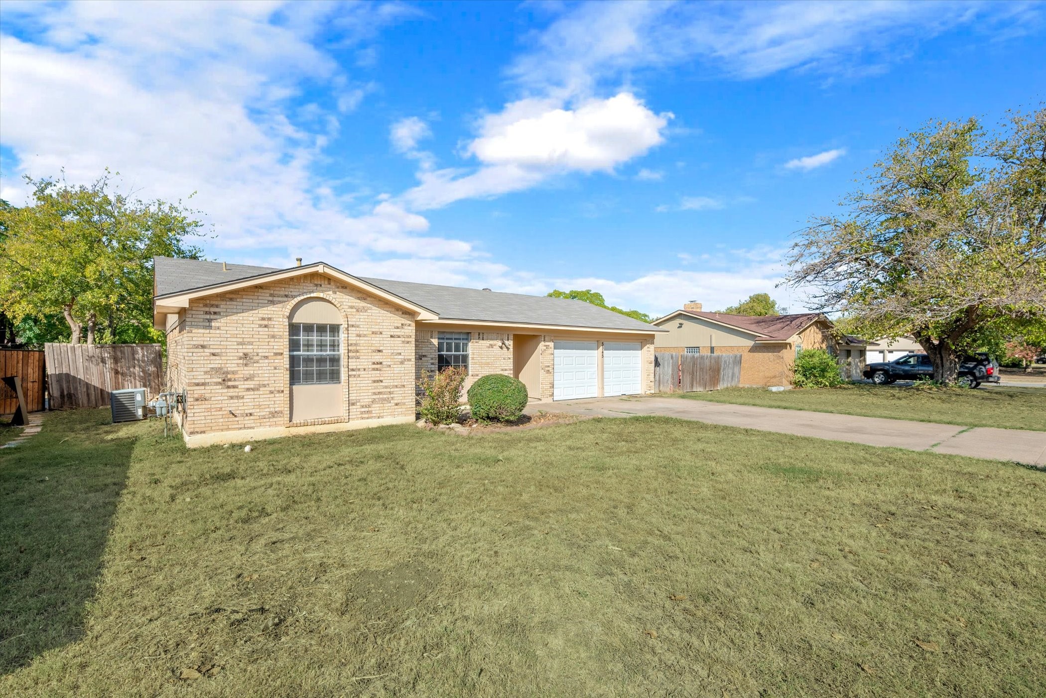 5945 Jackie Terrace