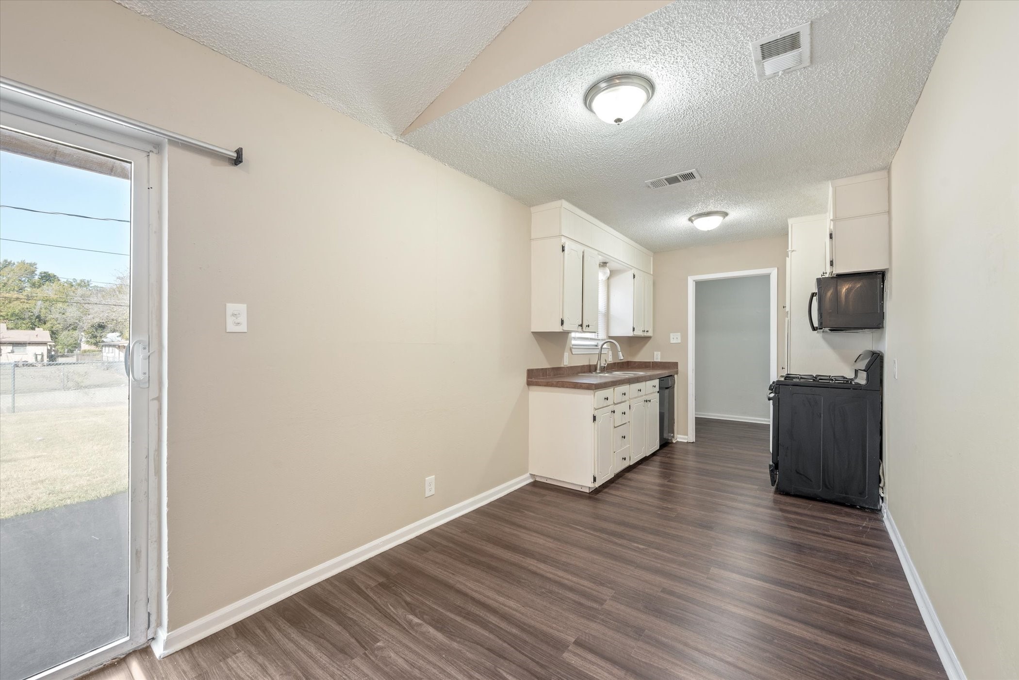 5945 Jackie Terrace