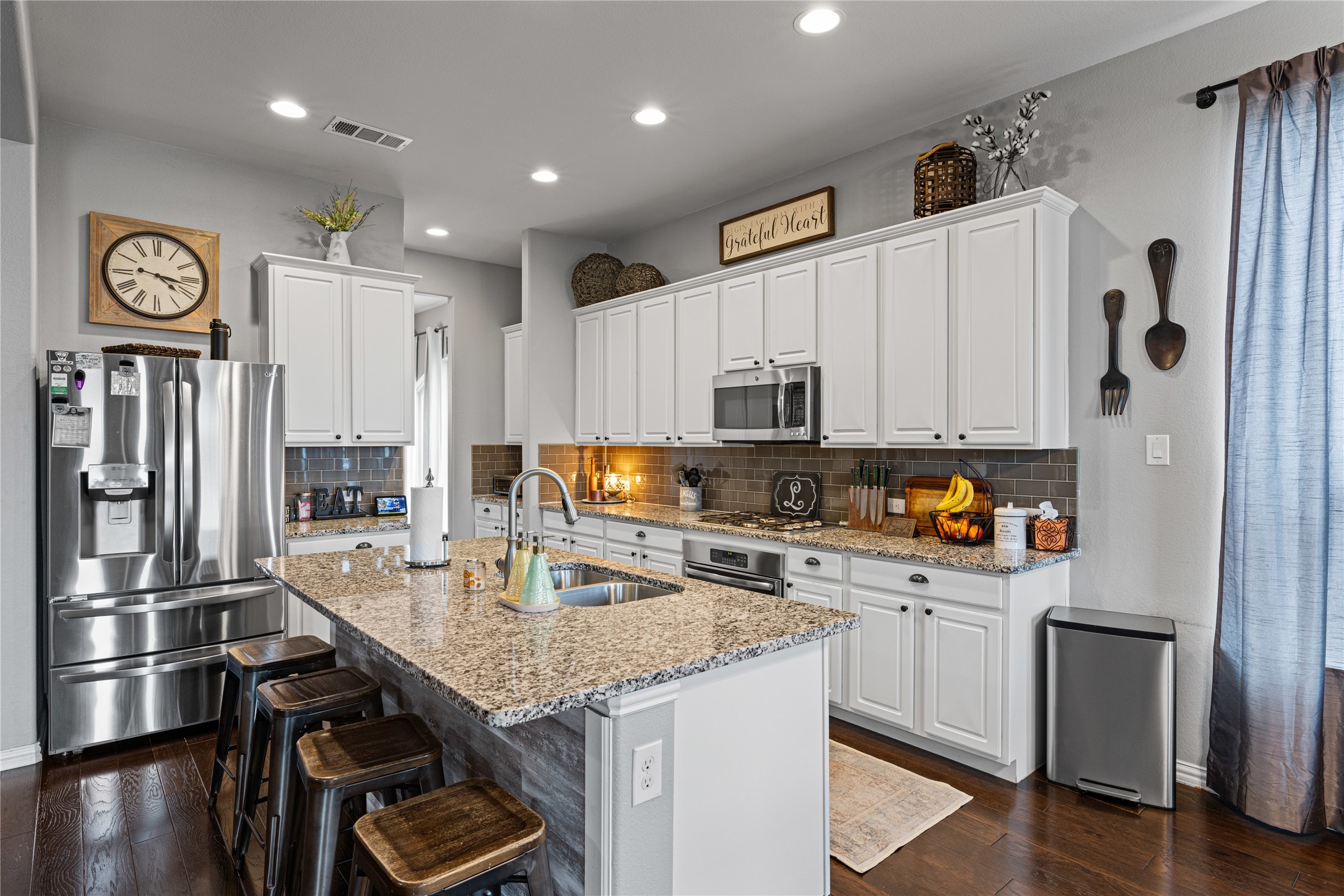 609 Mangrove Trail