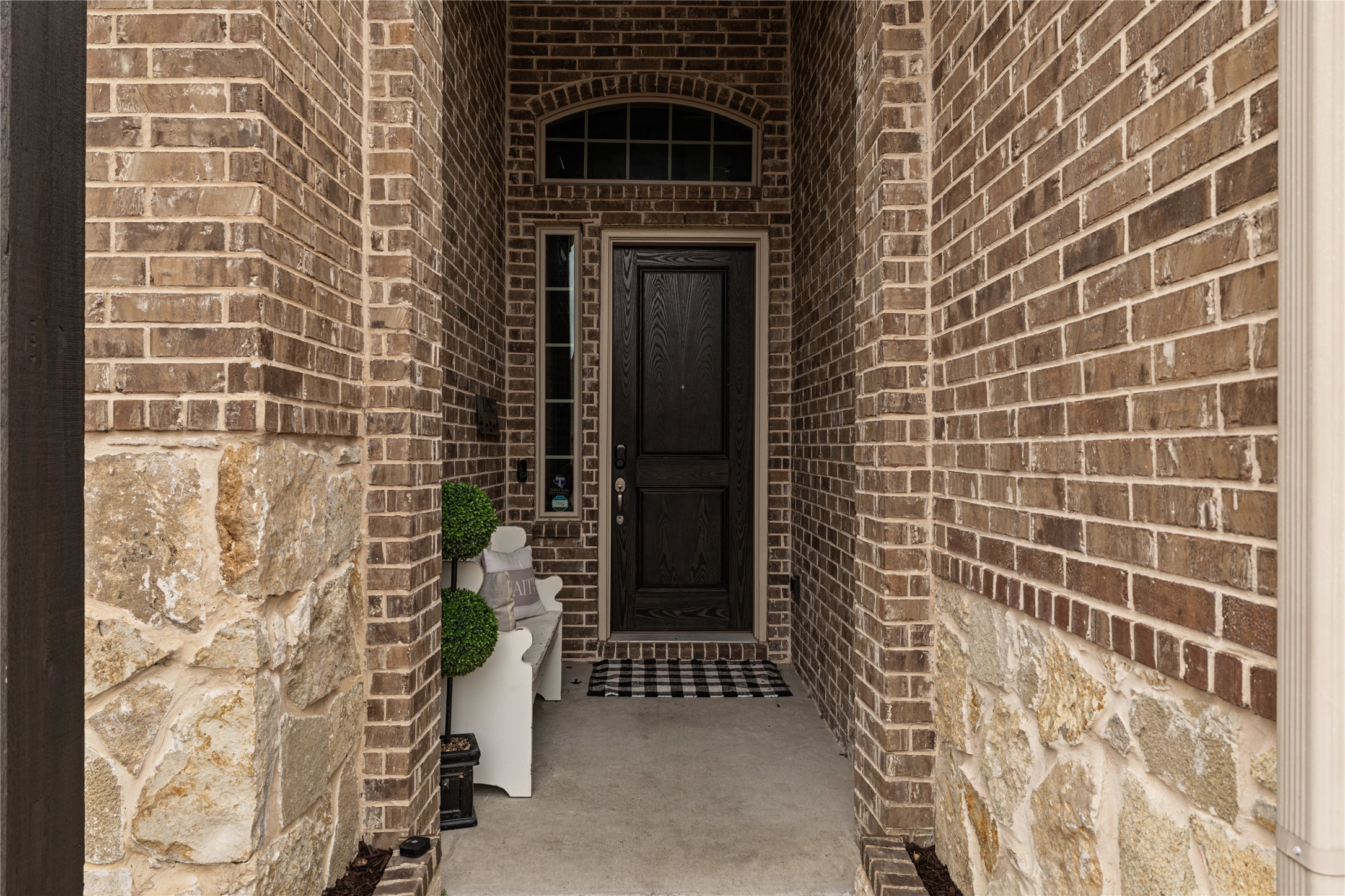 609 Mangrove Trail