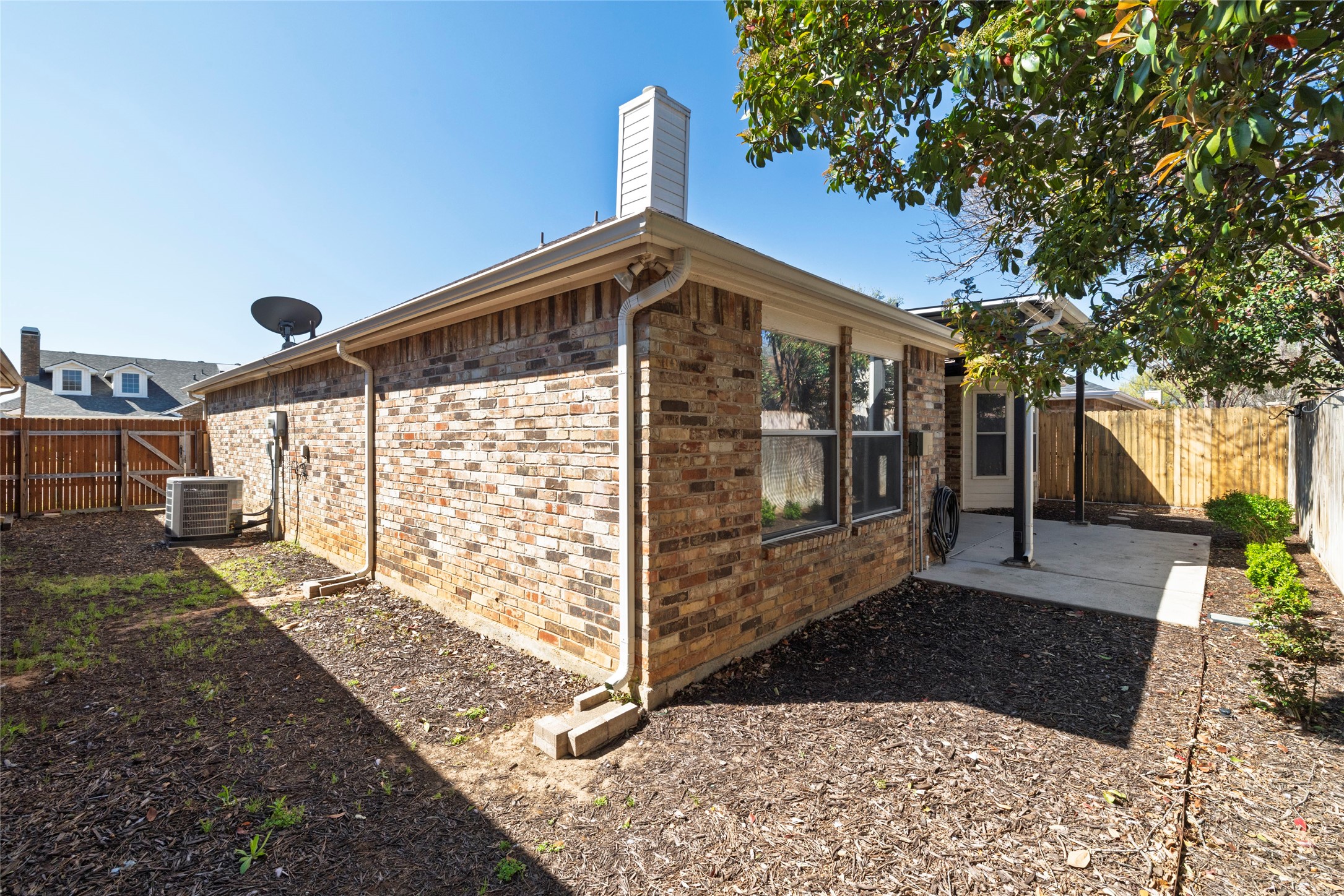 1929 Pine Ridge Drive