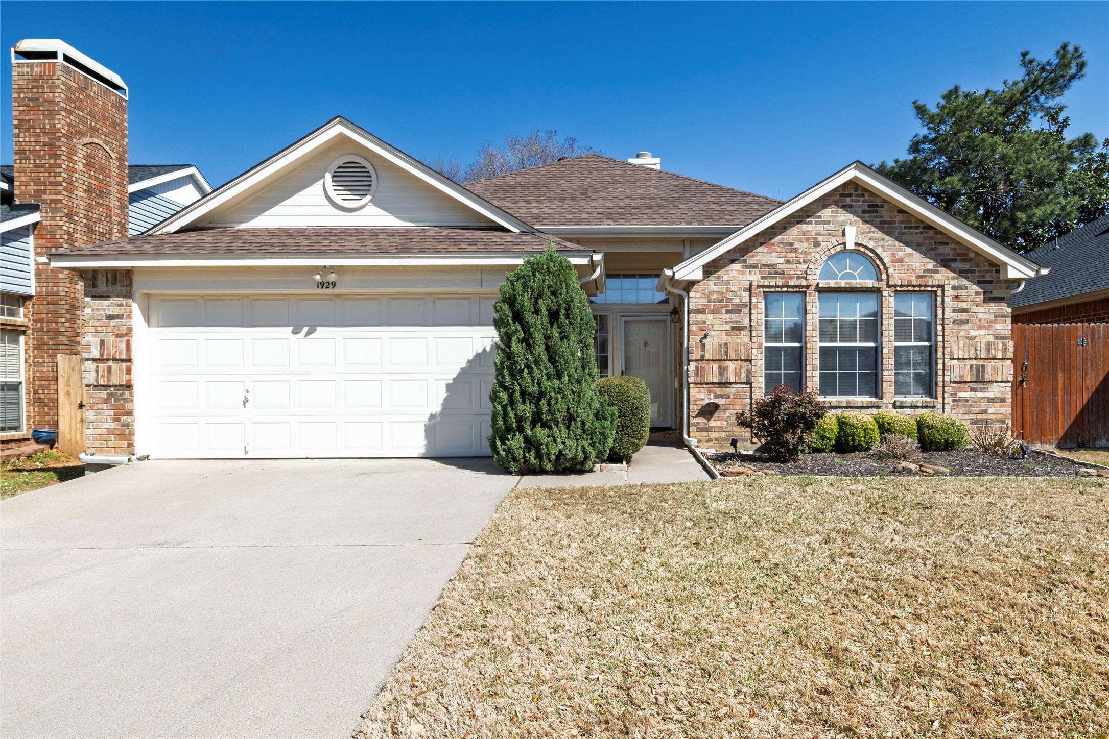 1929 Pine Ridge Drive