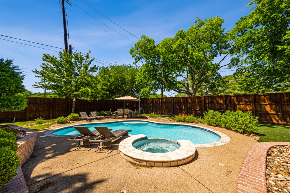 901 Canterbury Lane