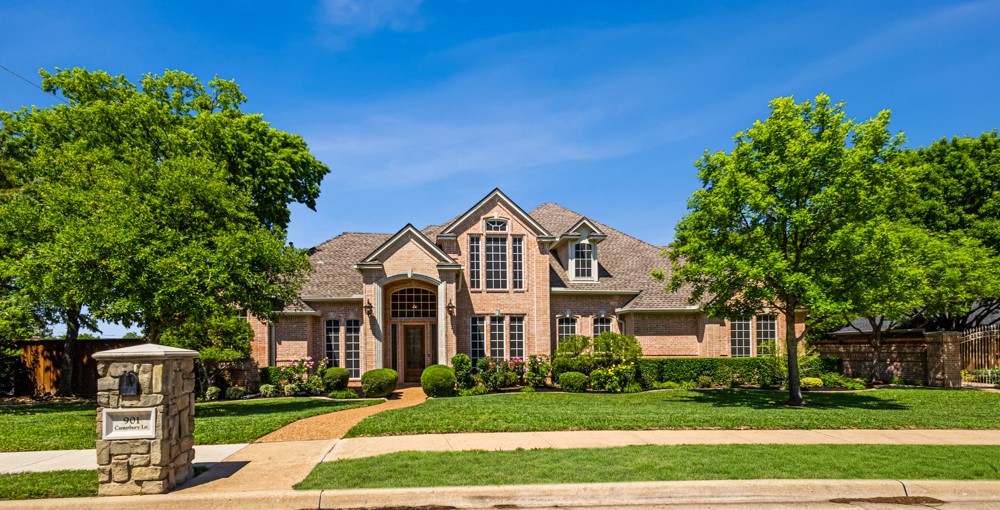 901 Canterbury Lane
