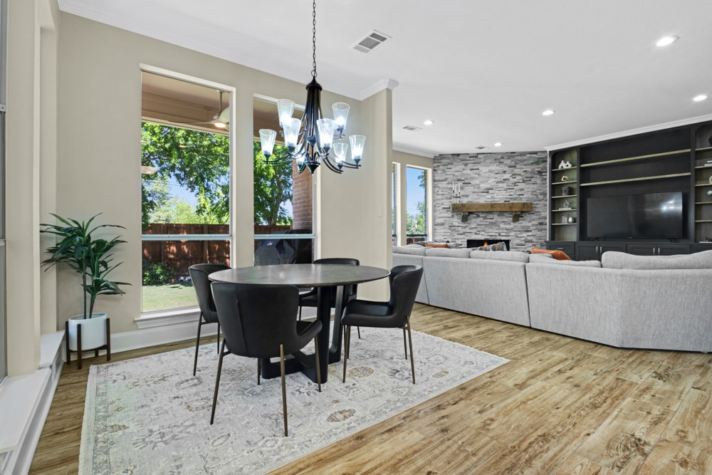 901 Canterbury Lane