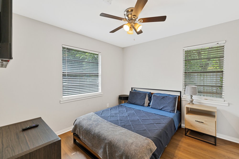 2409 Janice LN