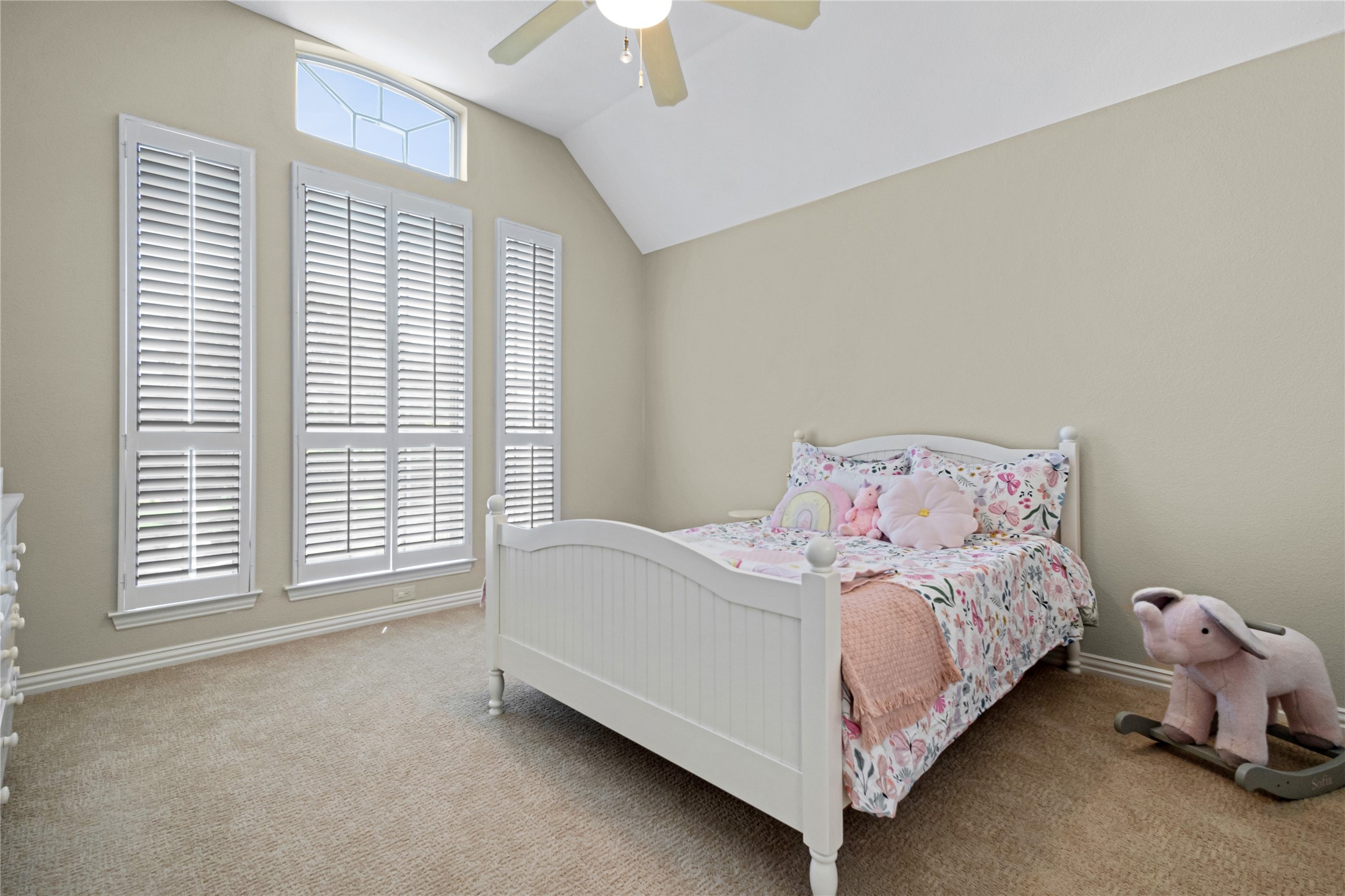 901 Canterbury Lane
