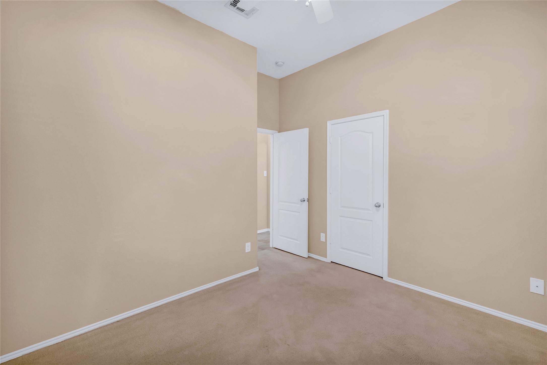 5228 Hilcroft Road