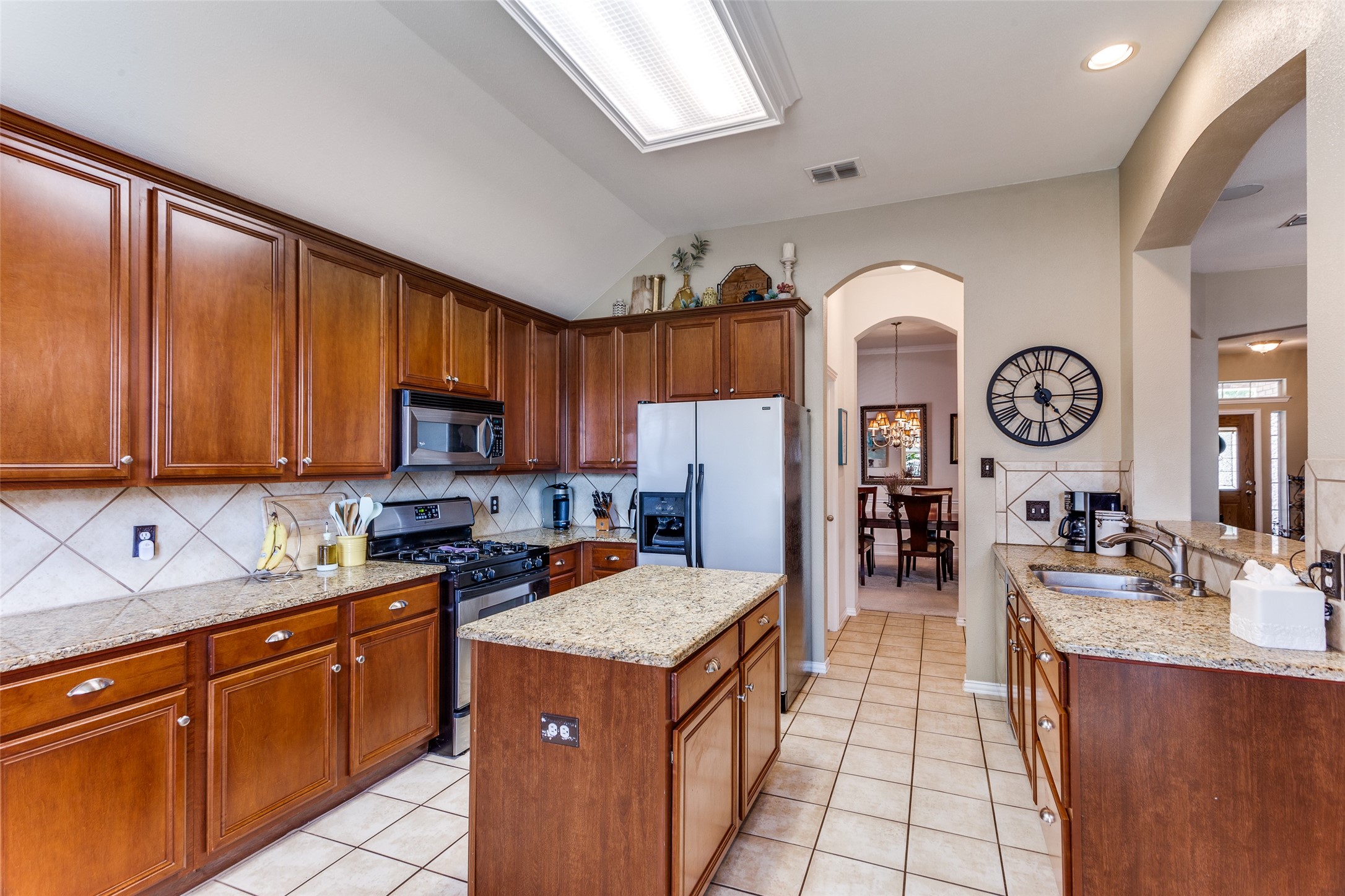 3716 Queenswood Court