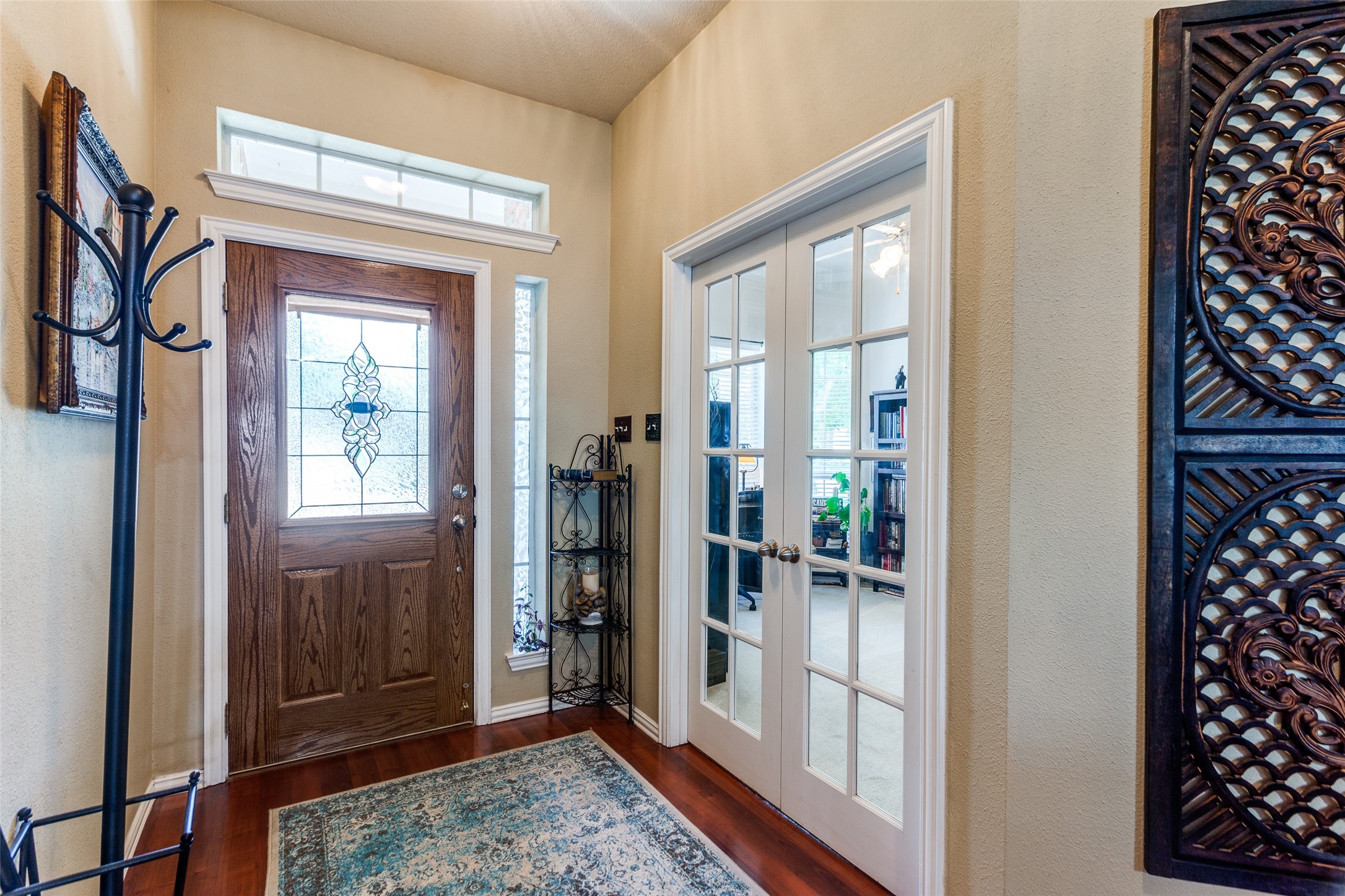 3716 Queenswood Court