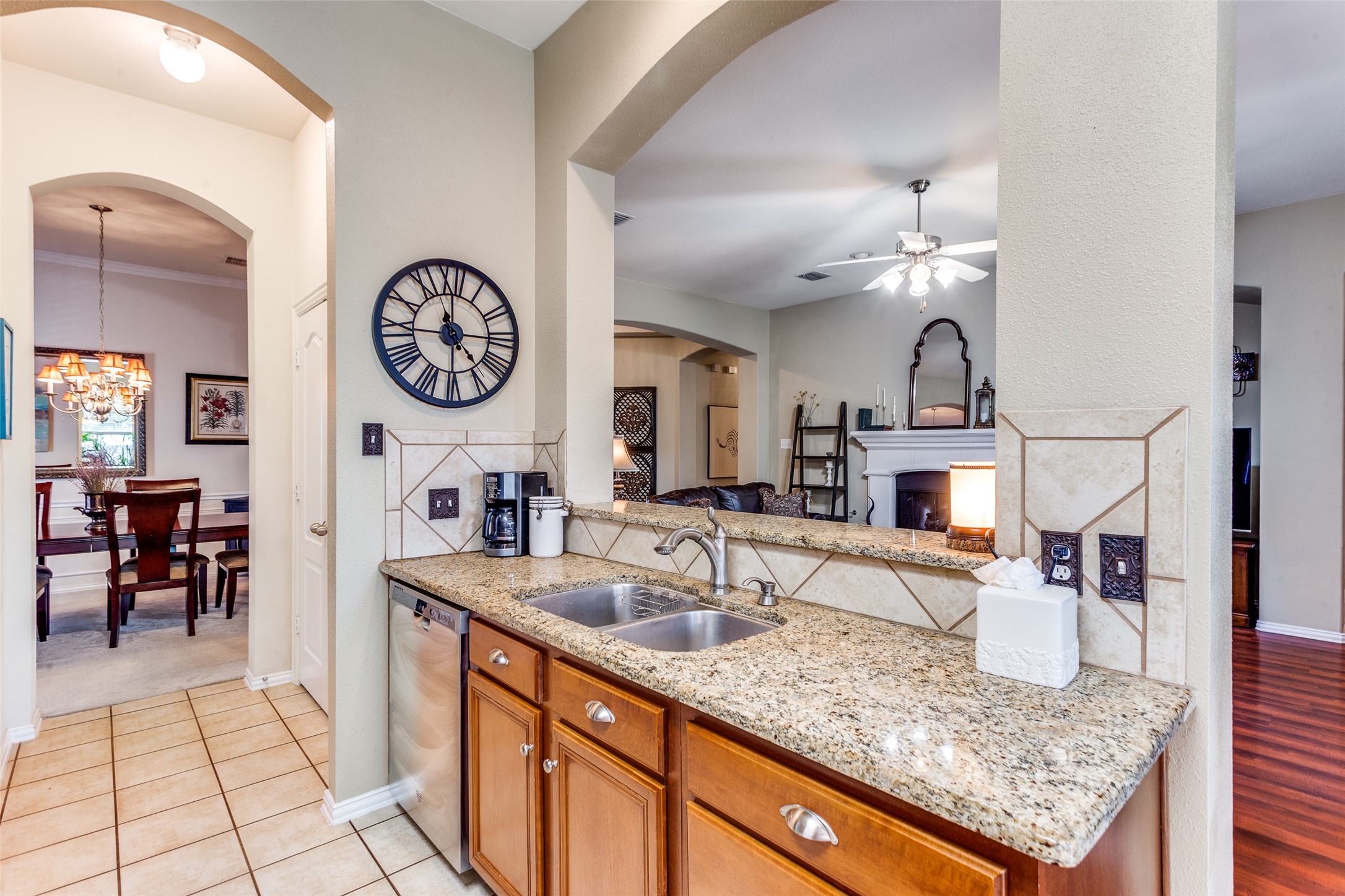 3716 Queenswood Court