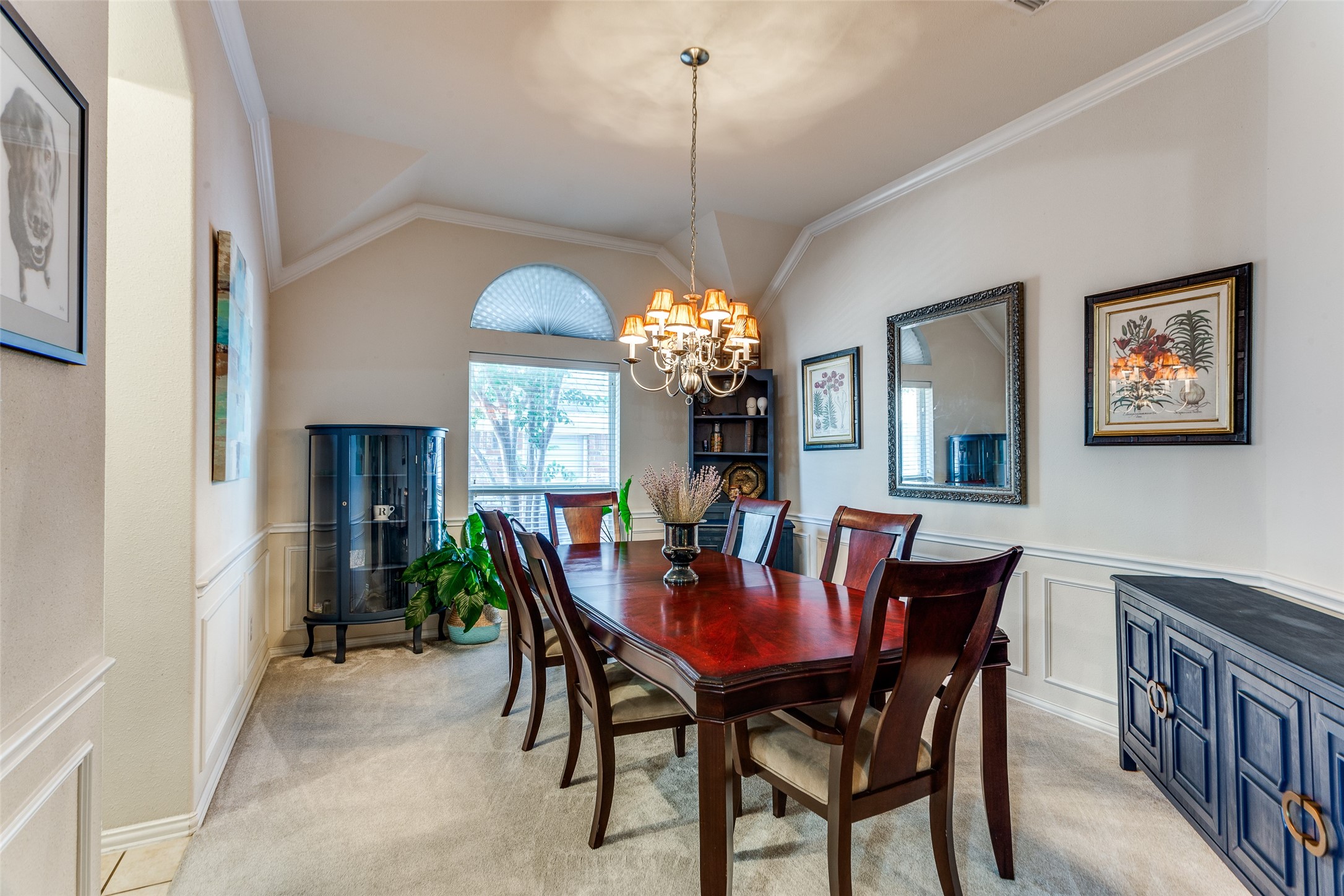 3716 Queenswood Court