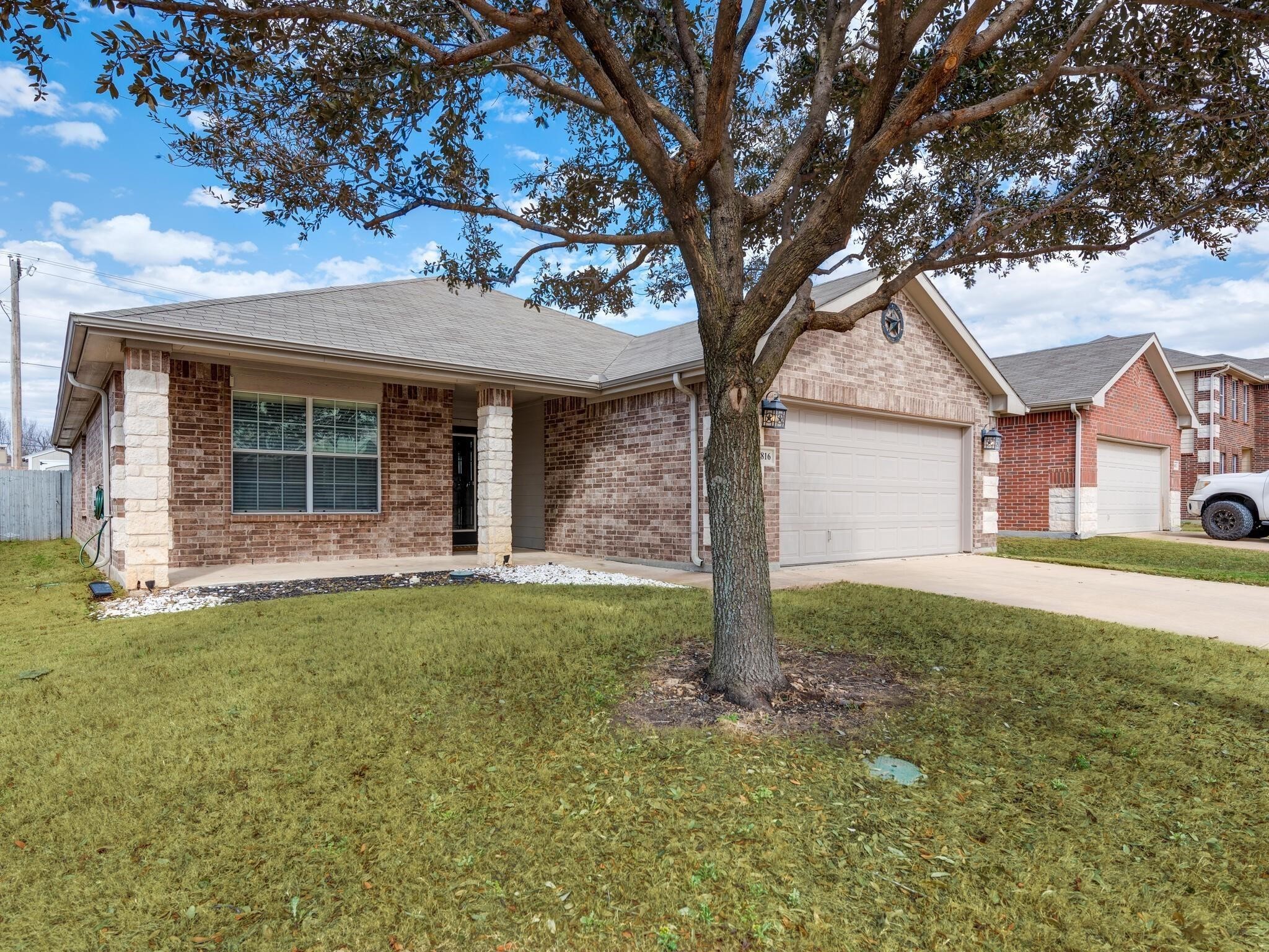 4816 Blue Top Drive