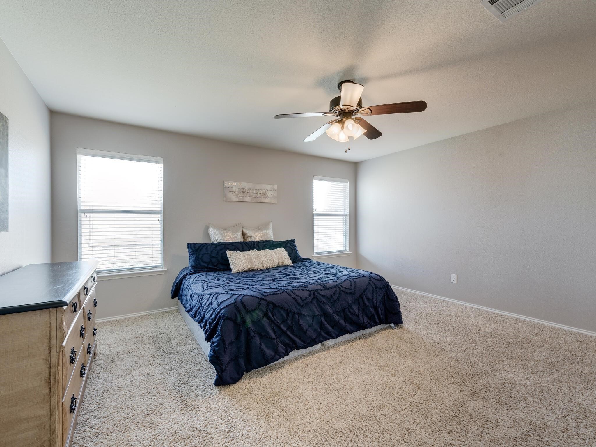 4816 Blue Top Drive
