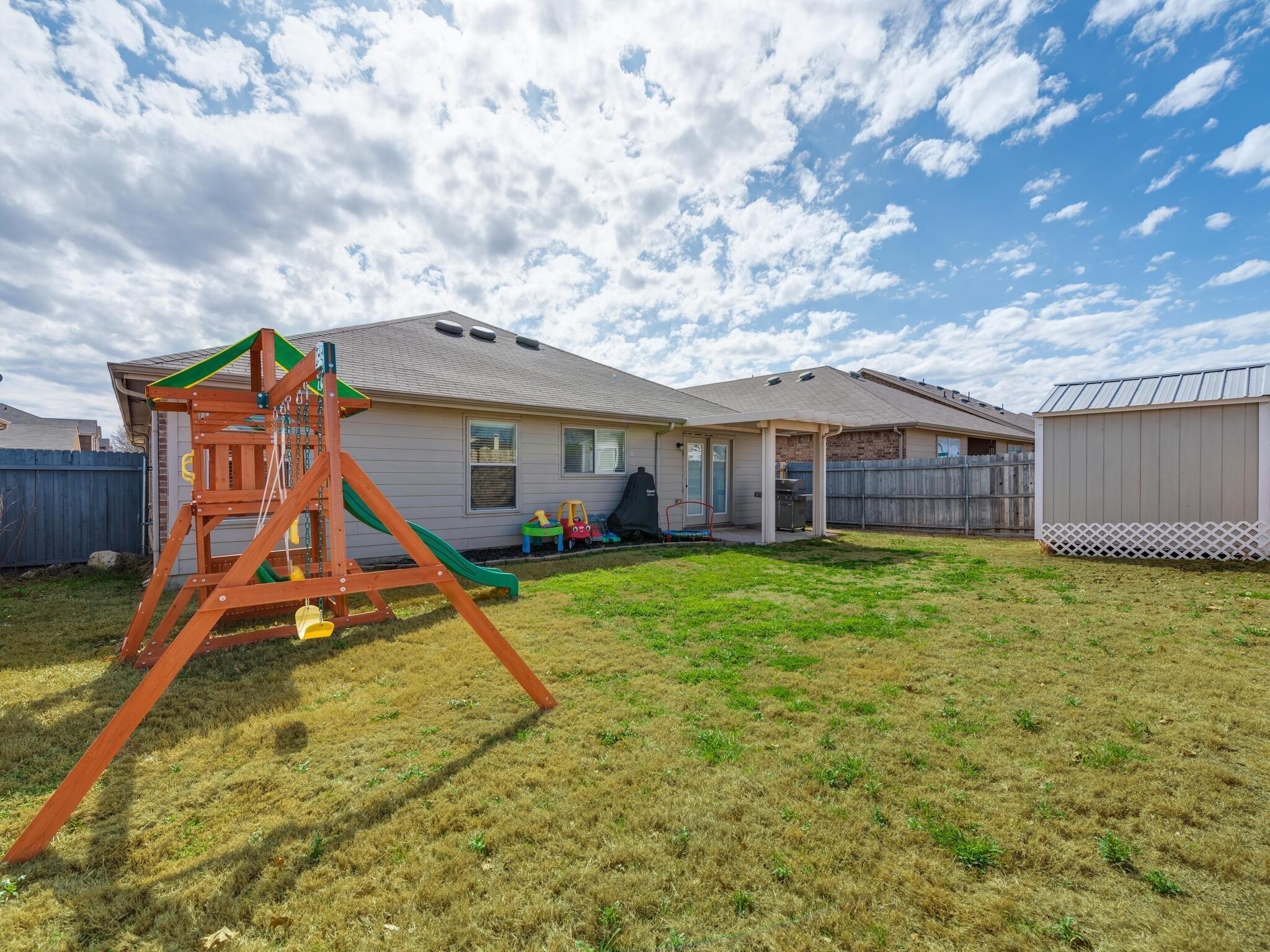 4816 Blue Top Drive