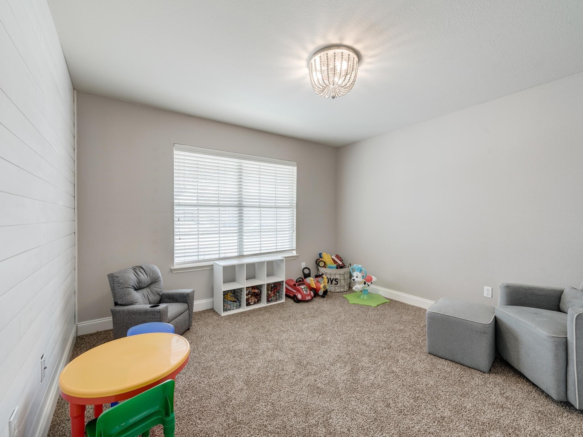 4816 Blue Top Drive