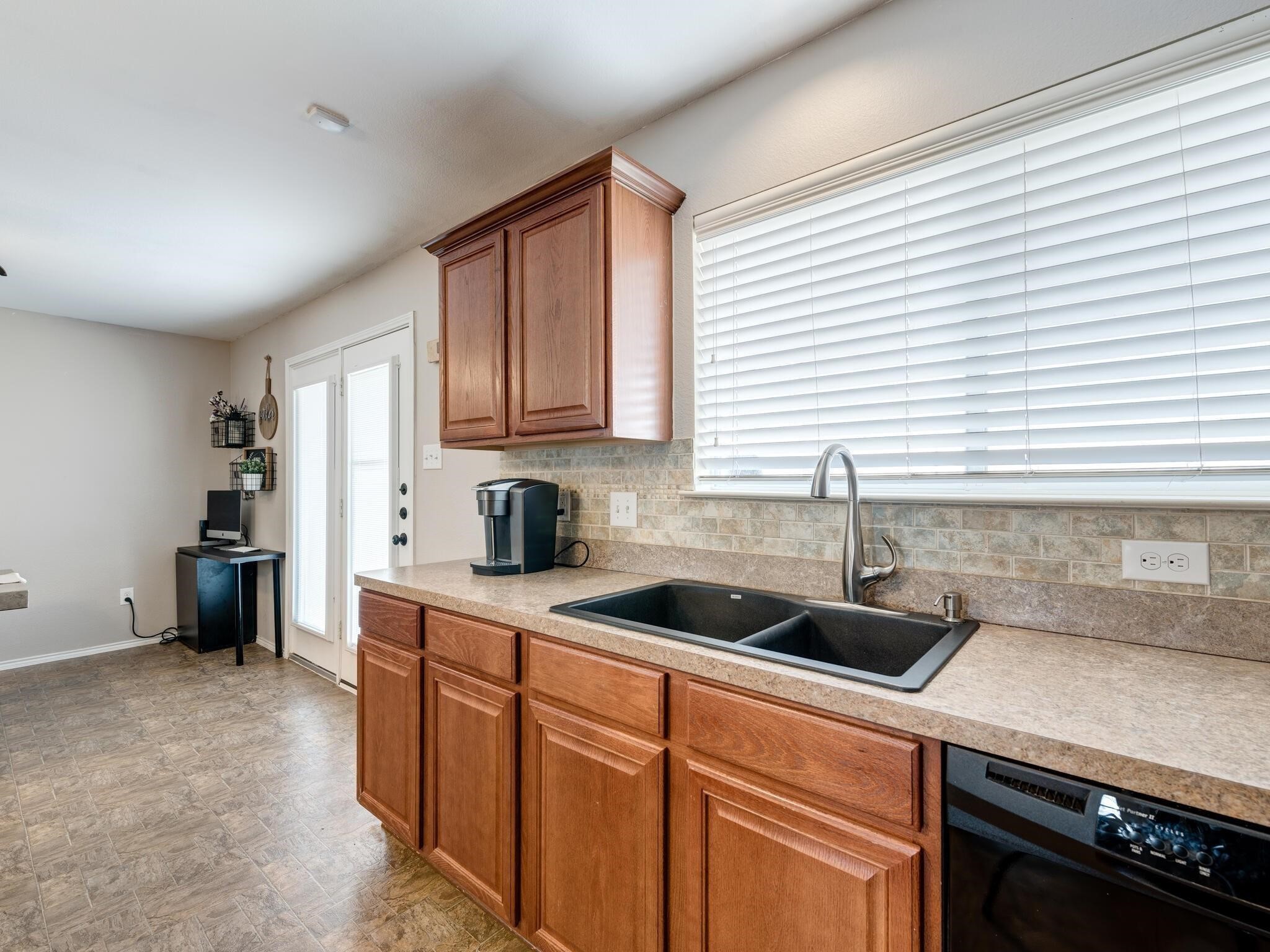 4816 Blue Top Drive