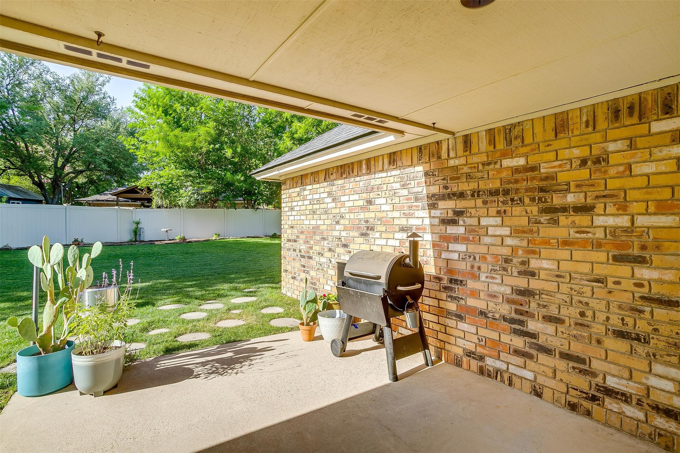4109 Willow Way Road