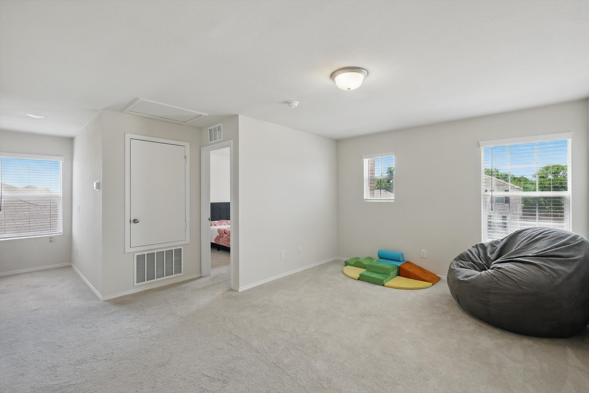 1012 Binney
