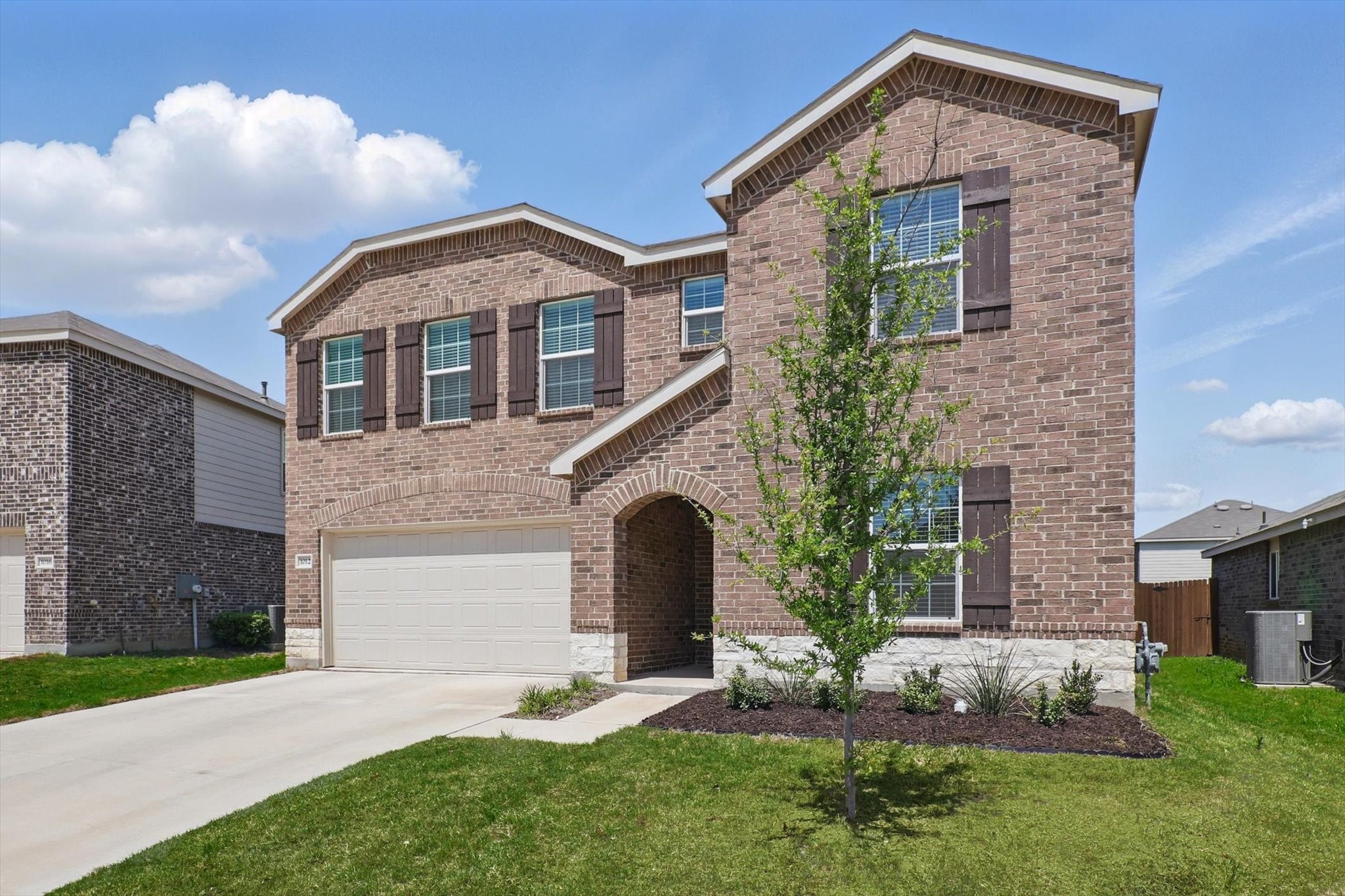 1012 Binney