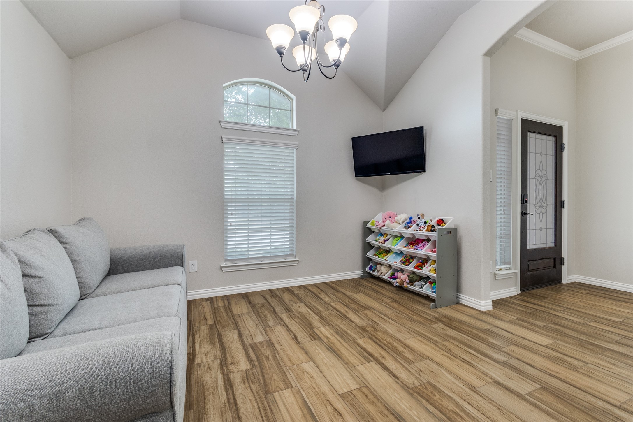 3545 Twin Pines Drive