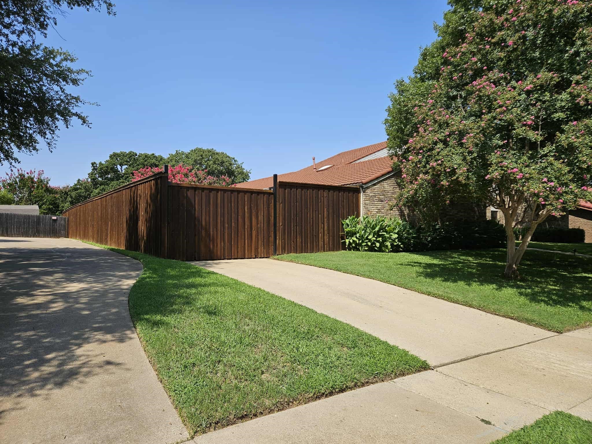 3827 Ashbury Lane