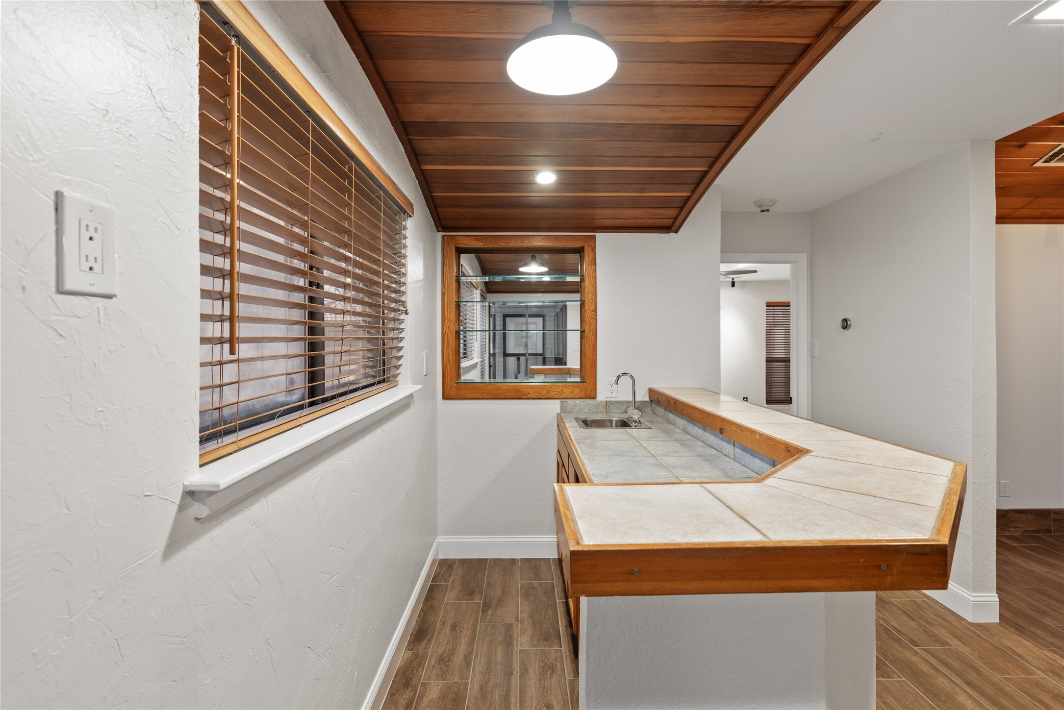 3827 Ashbury Lane