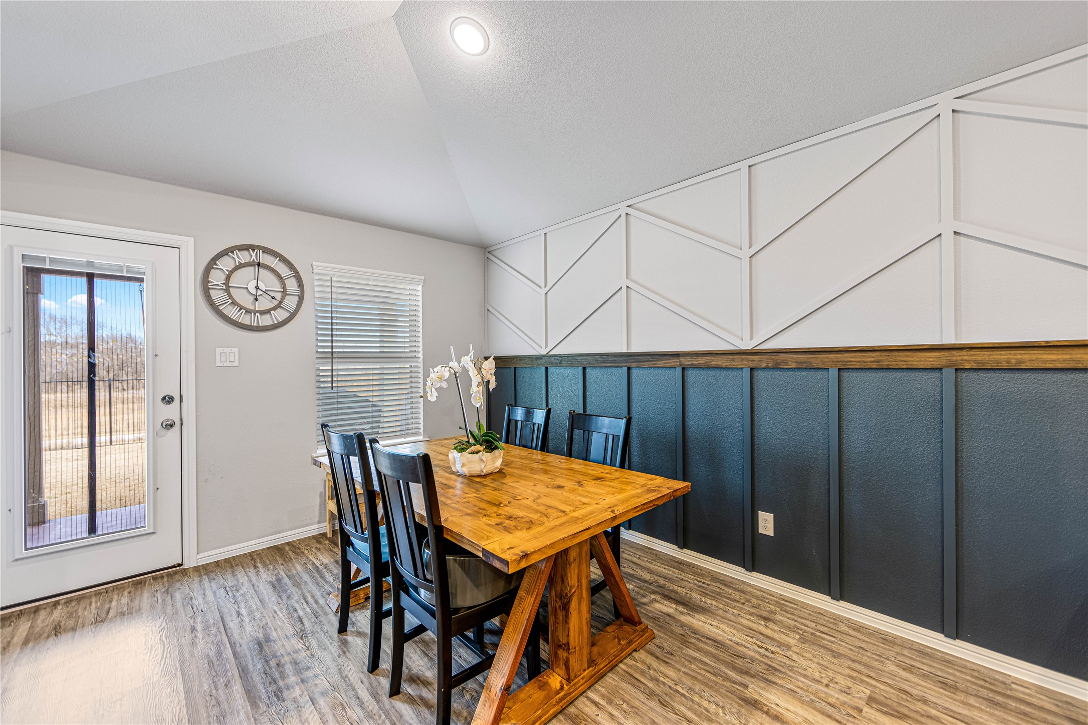 8816 Landergin Mesa Drive