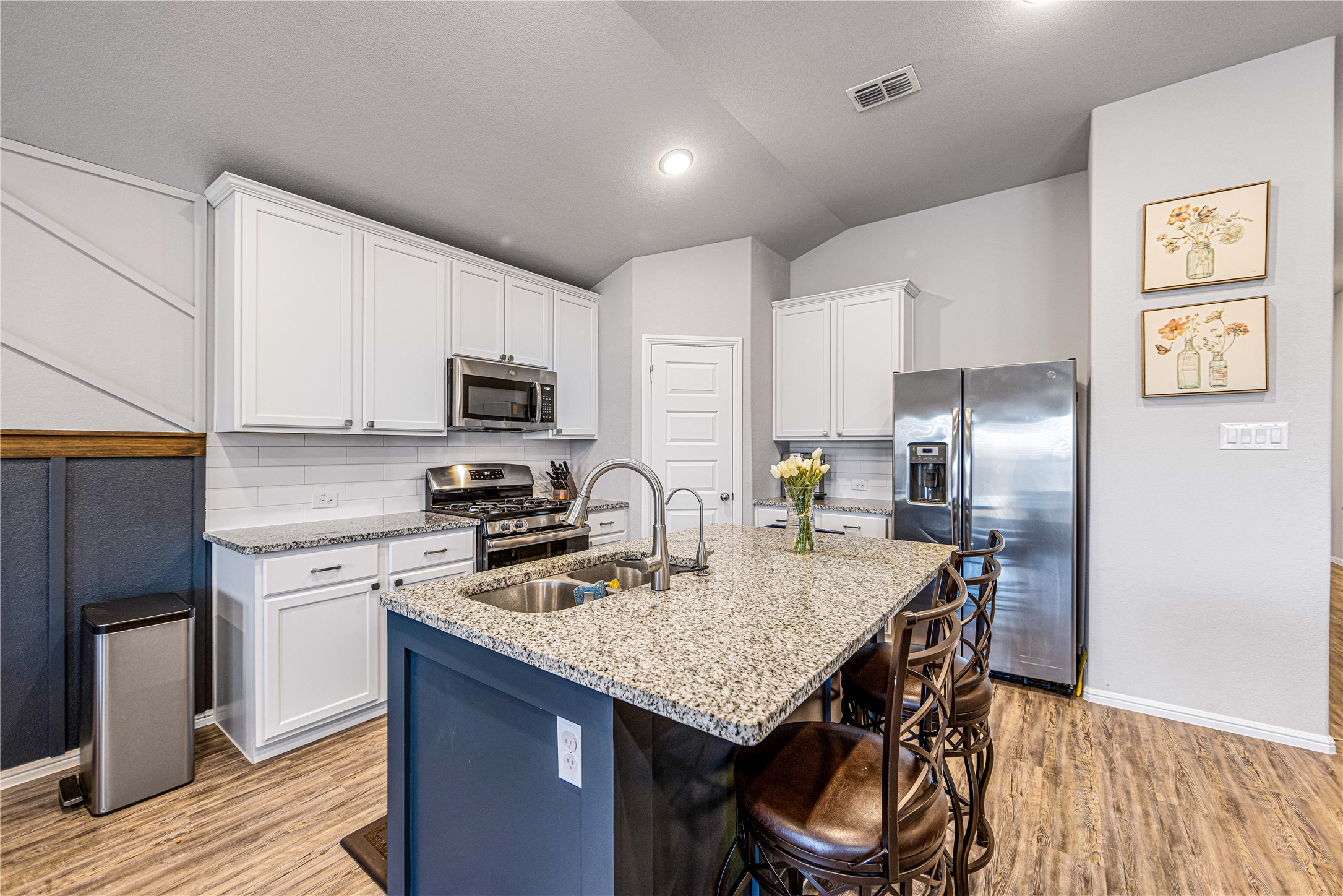 8816 Landergin Mesa Drive