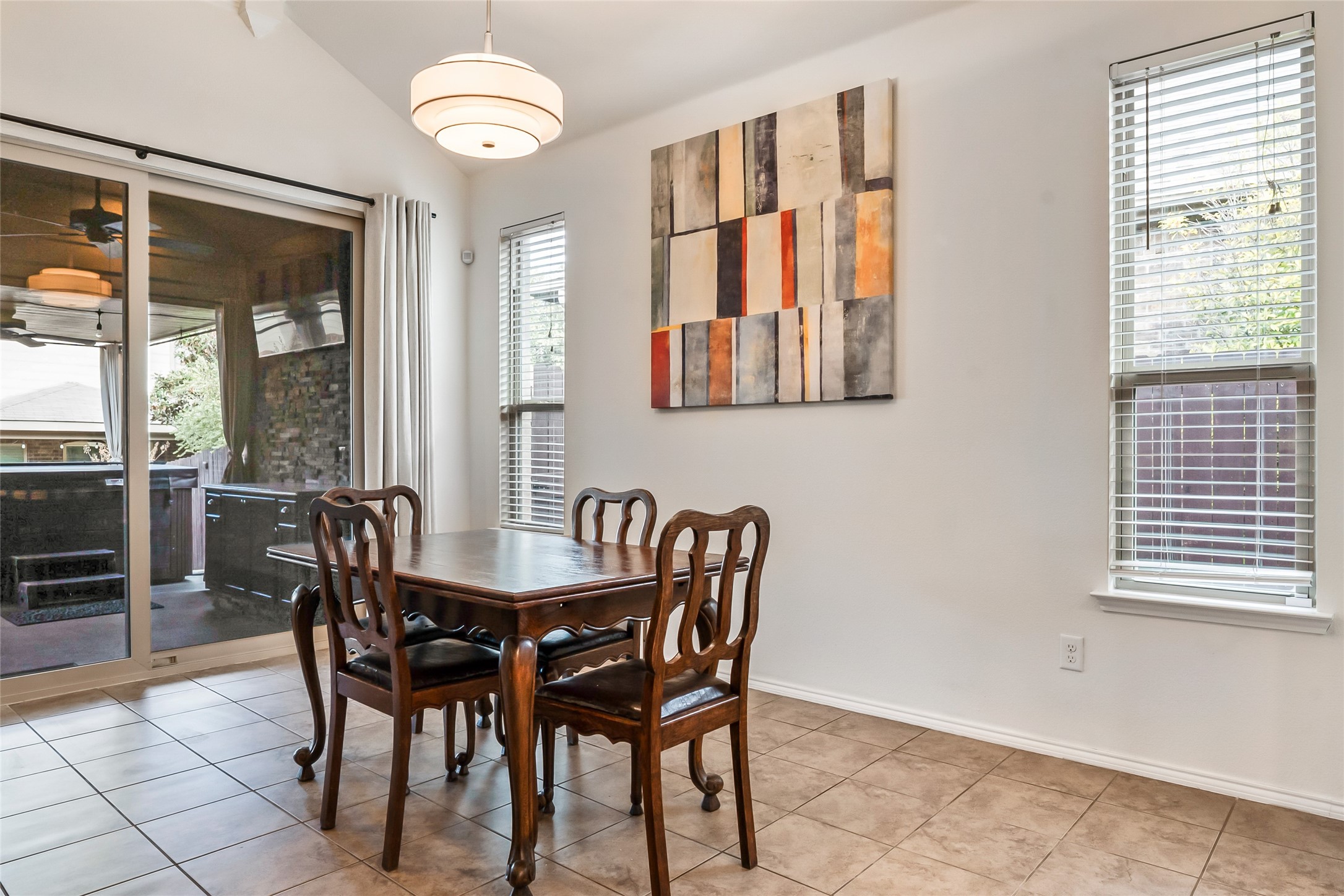 5617 Ridge Lake Drive