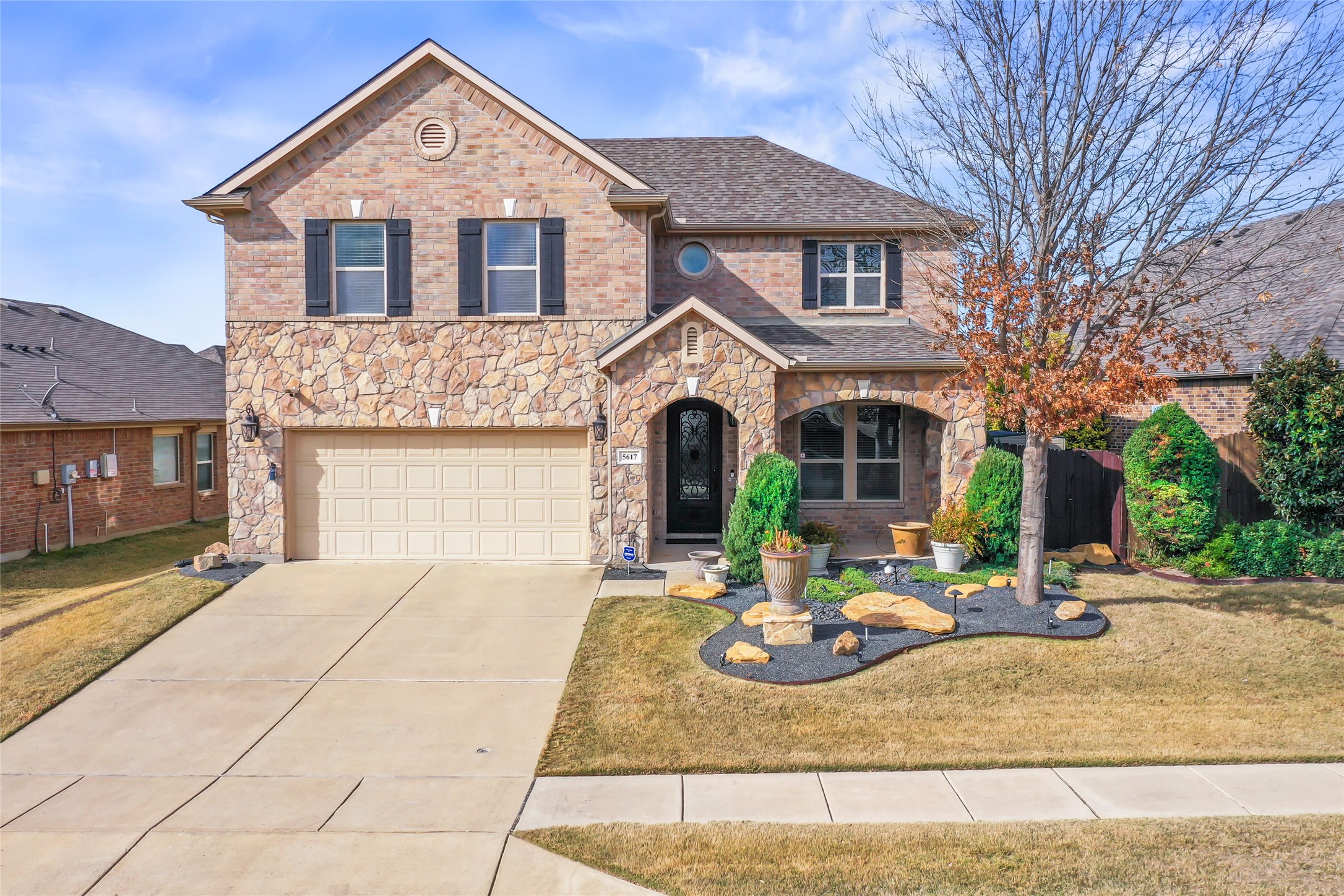 5617 Ridge Lake Drive