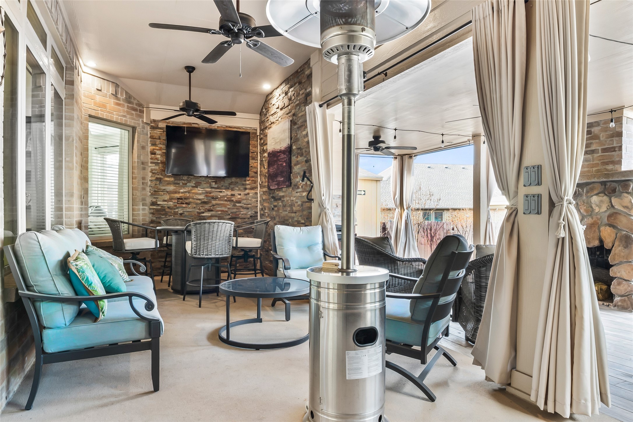 5617 Ridge Lake Drive