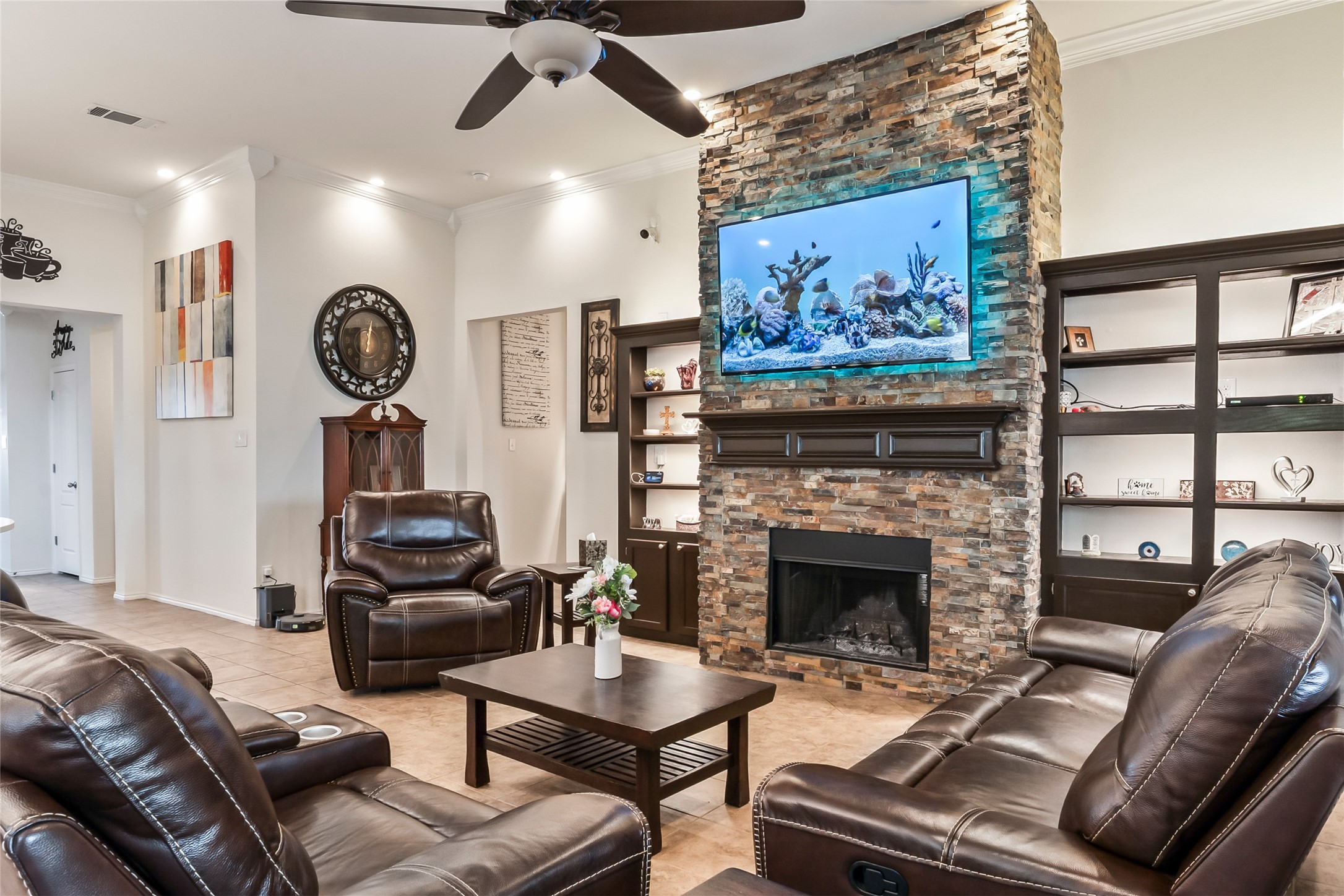 5617 Ridge Lake Drive