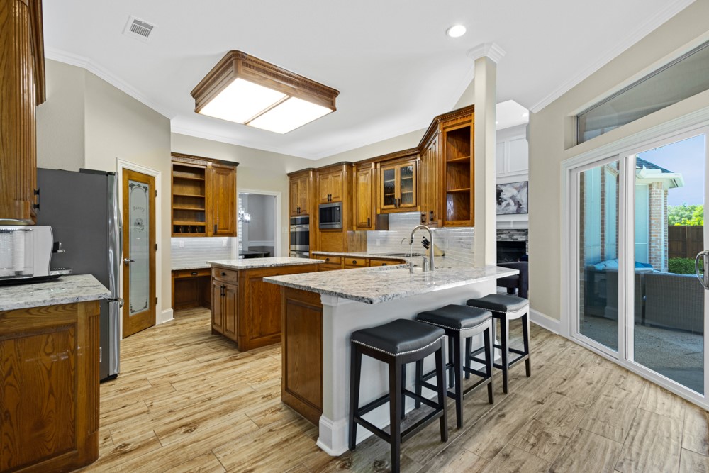 901 Canterbury Lane