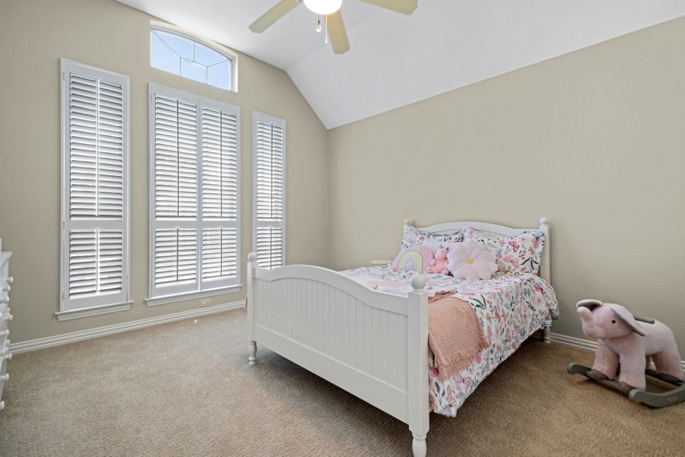 901 Canterbury Lane