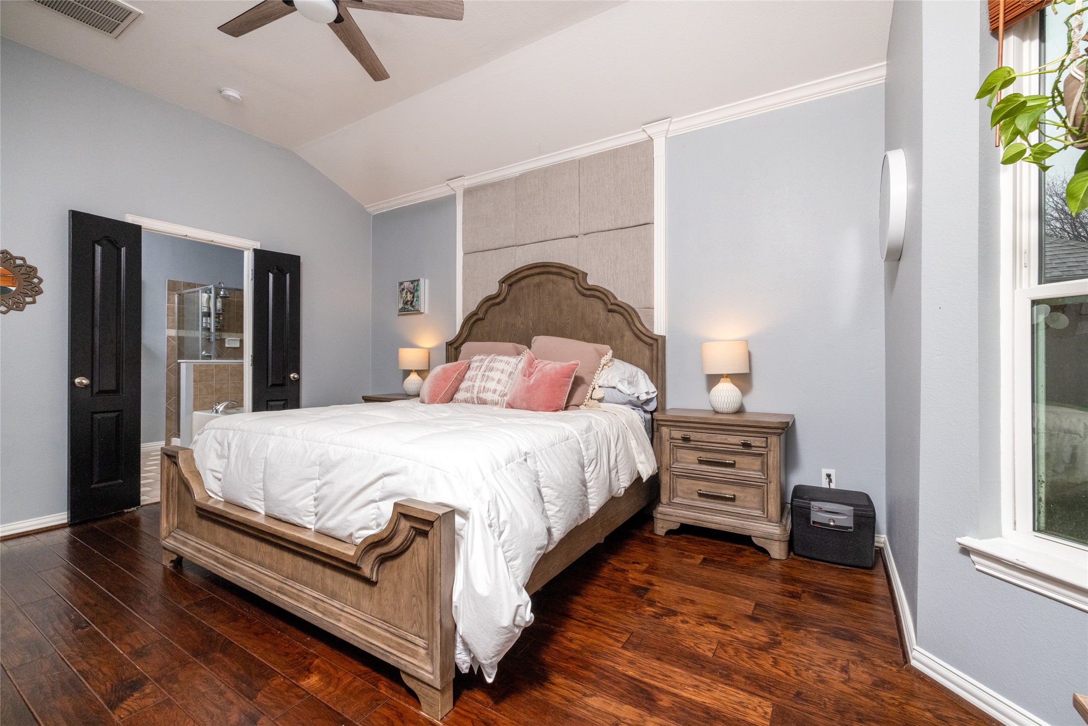 4932 Van Zandt Drive