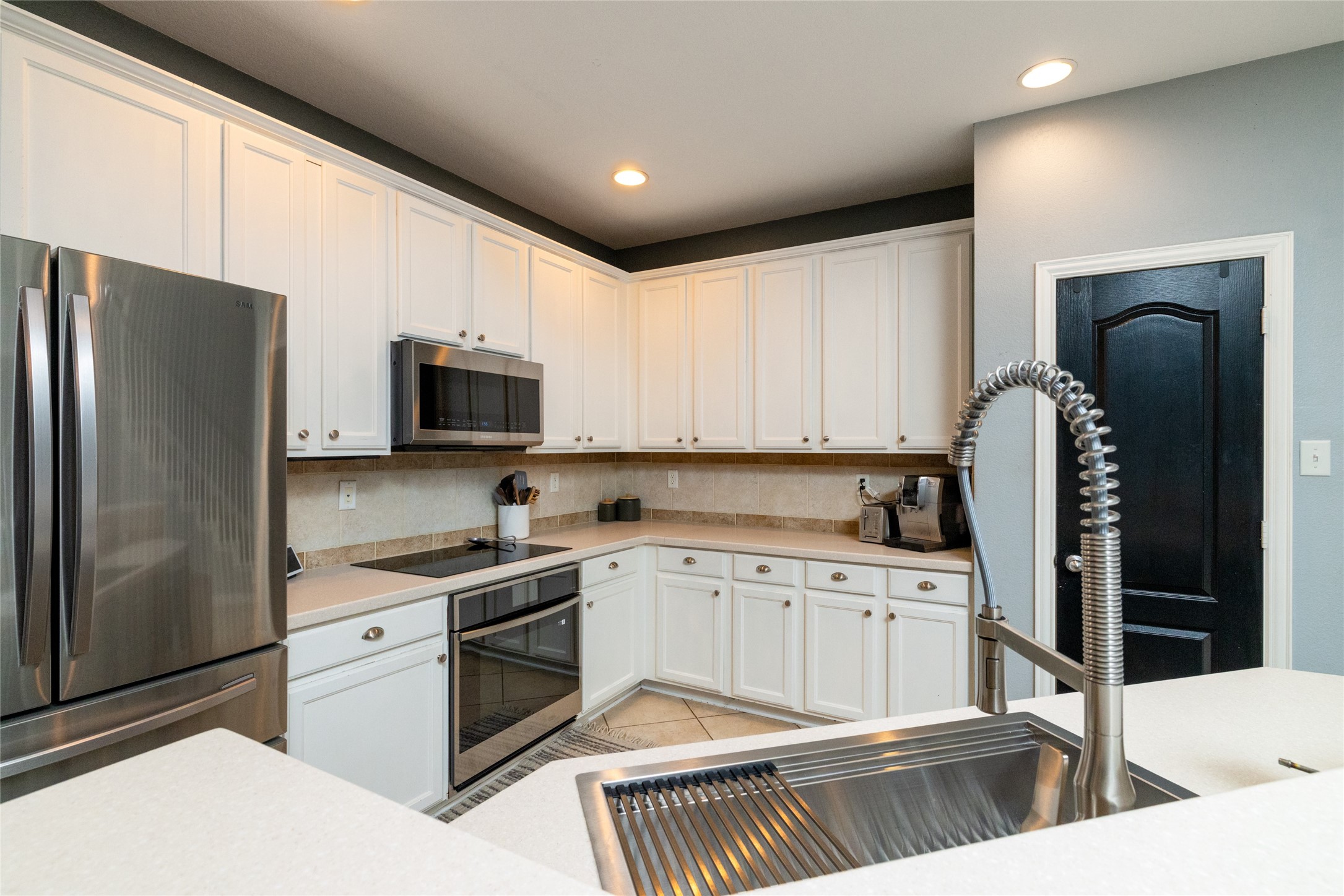 4932 Van Zandt Drive