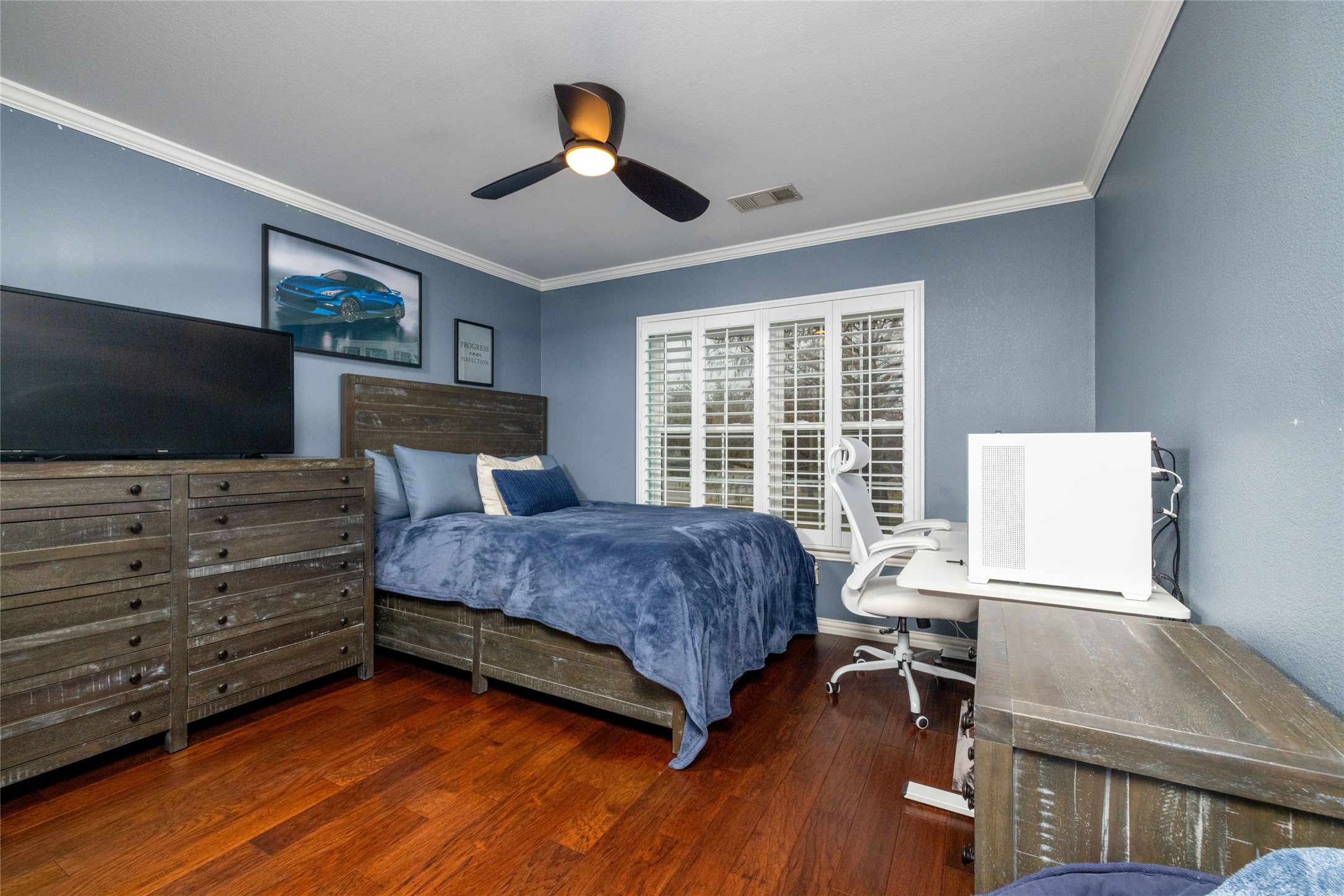 4932 Van Zandt Drive